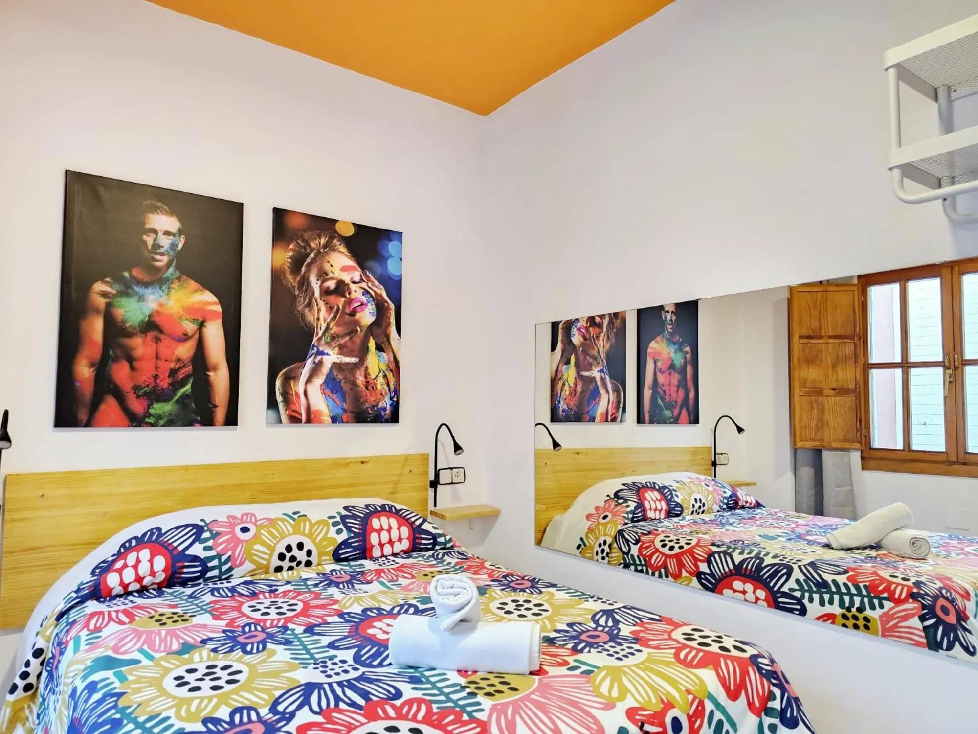 Bedroom, Bed in Arc House Plaza