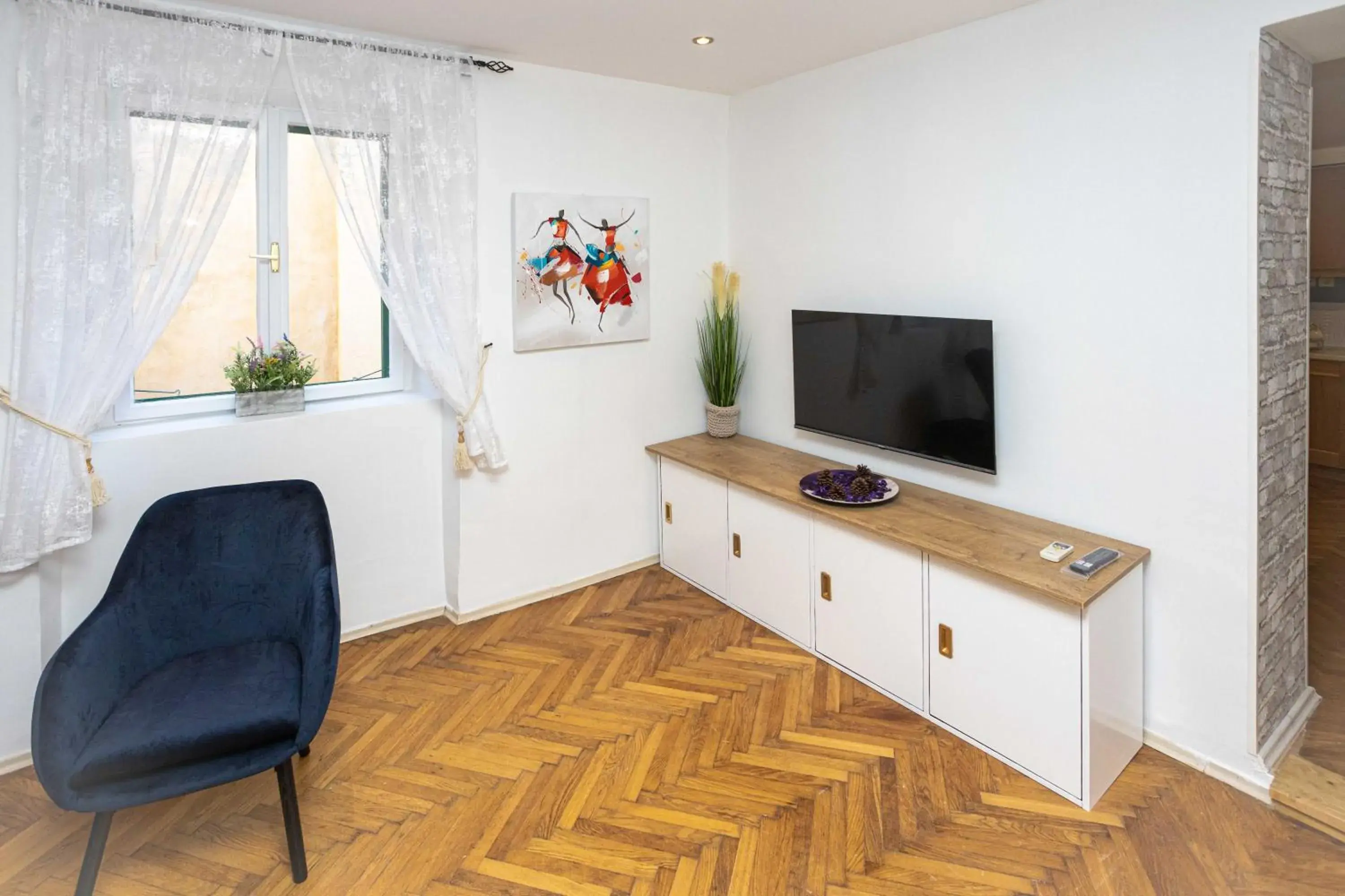 Daloro Suite Daloro Suite