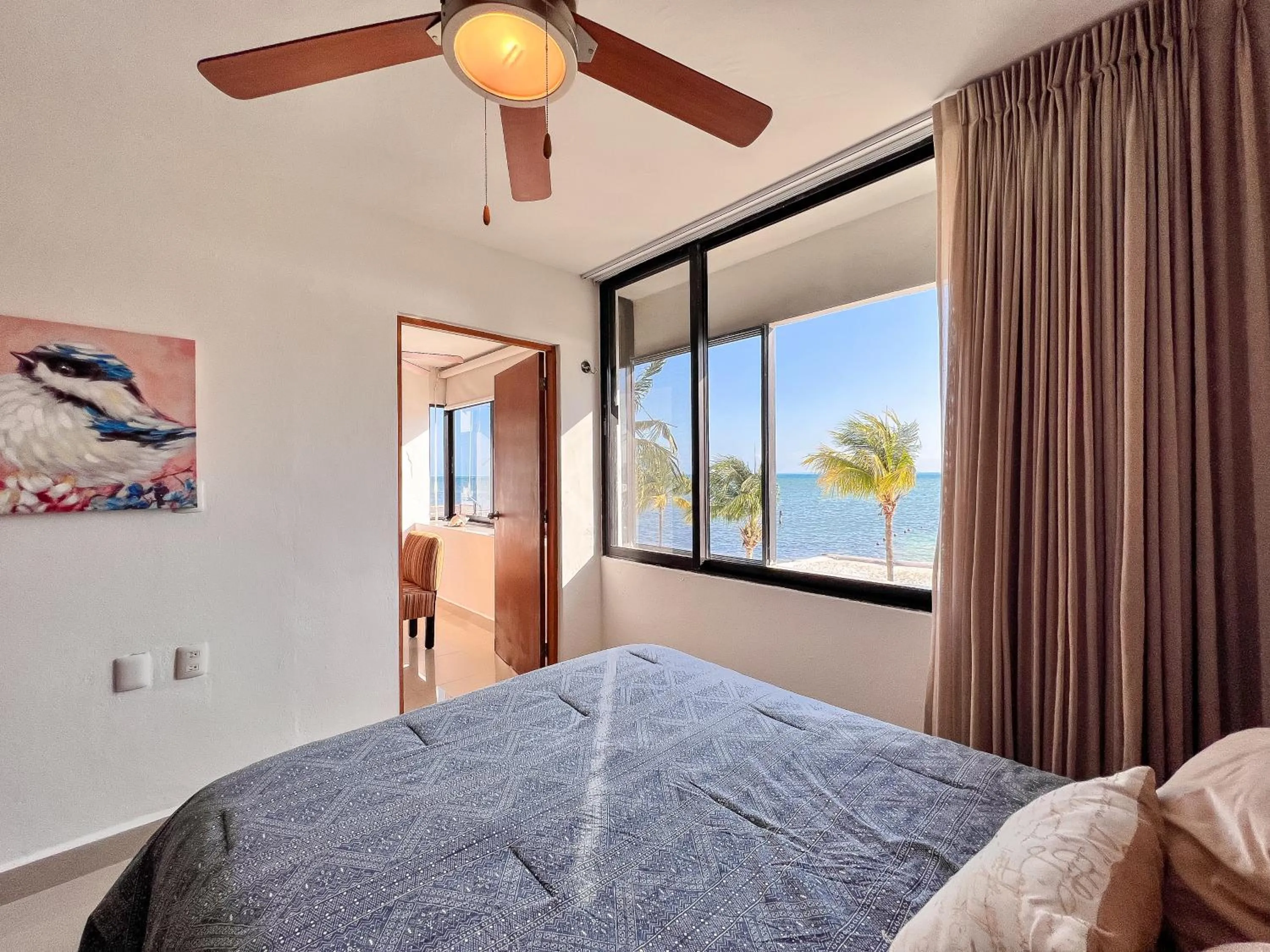 Bed in Bello Mar de Cancun, Beautiful 2Br 2Ba Condo overlooking beach spectacular view!