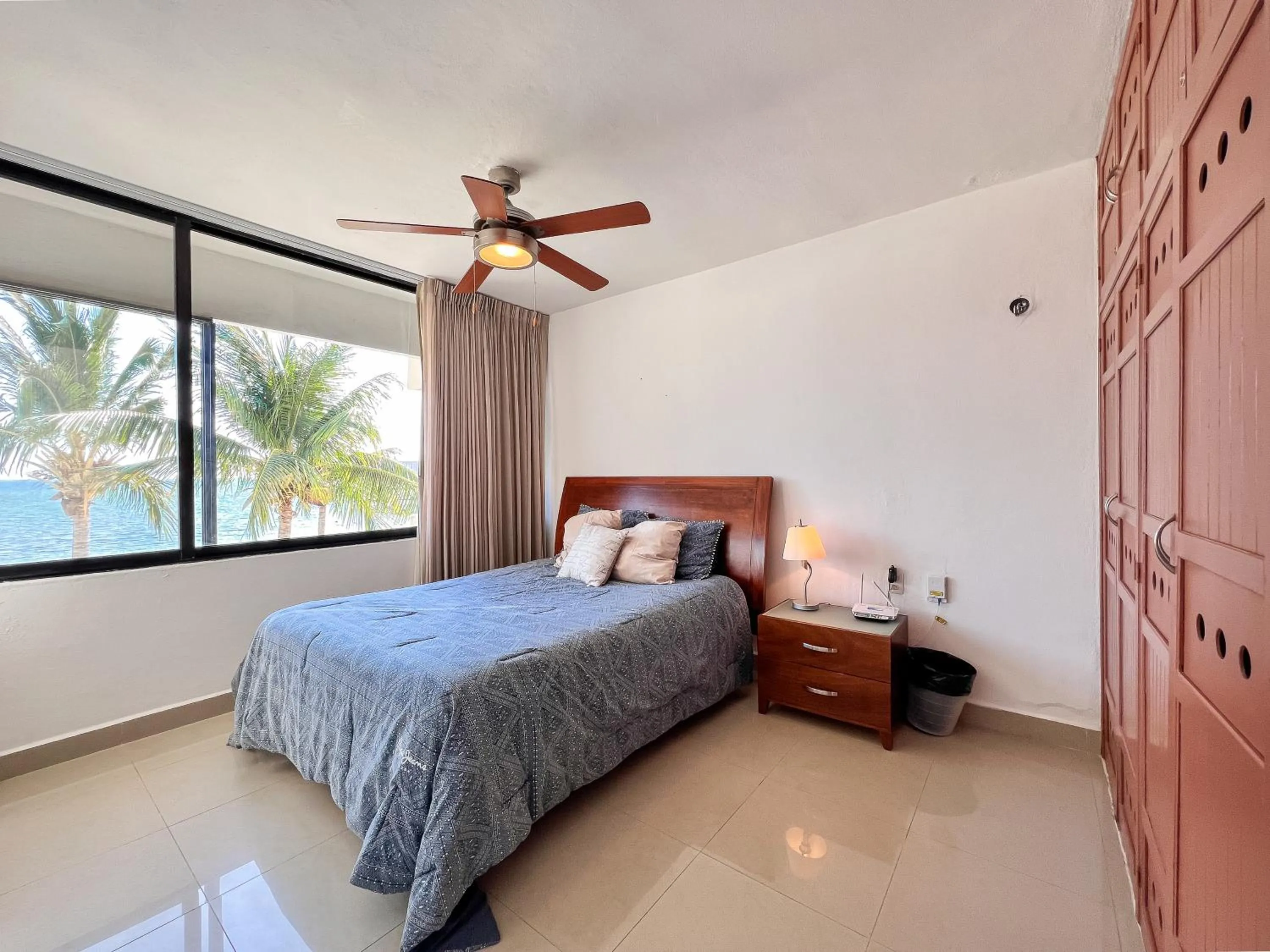 Bed in Bello Mar de Cancun, Beautiful 2Br 2Ba Condo overlooking beach spectacular view!