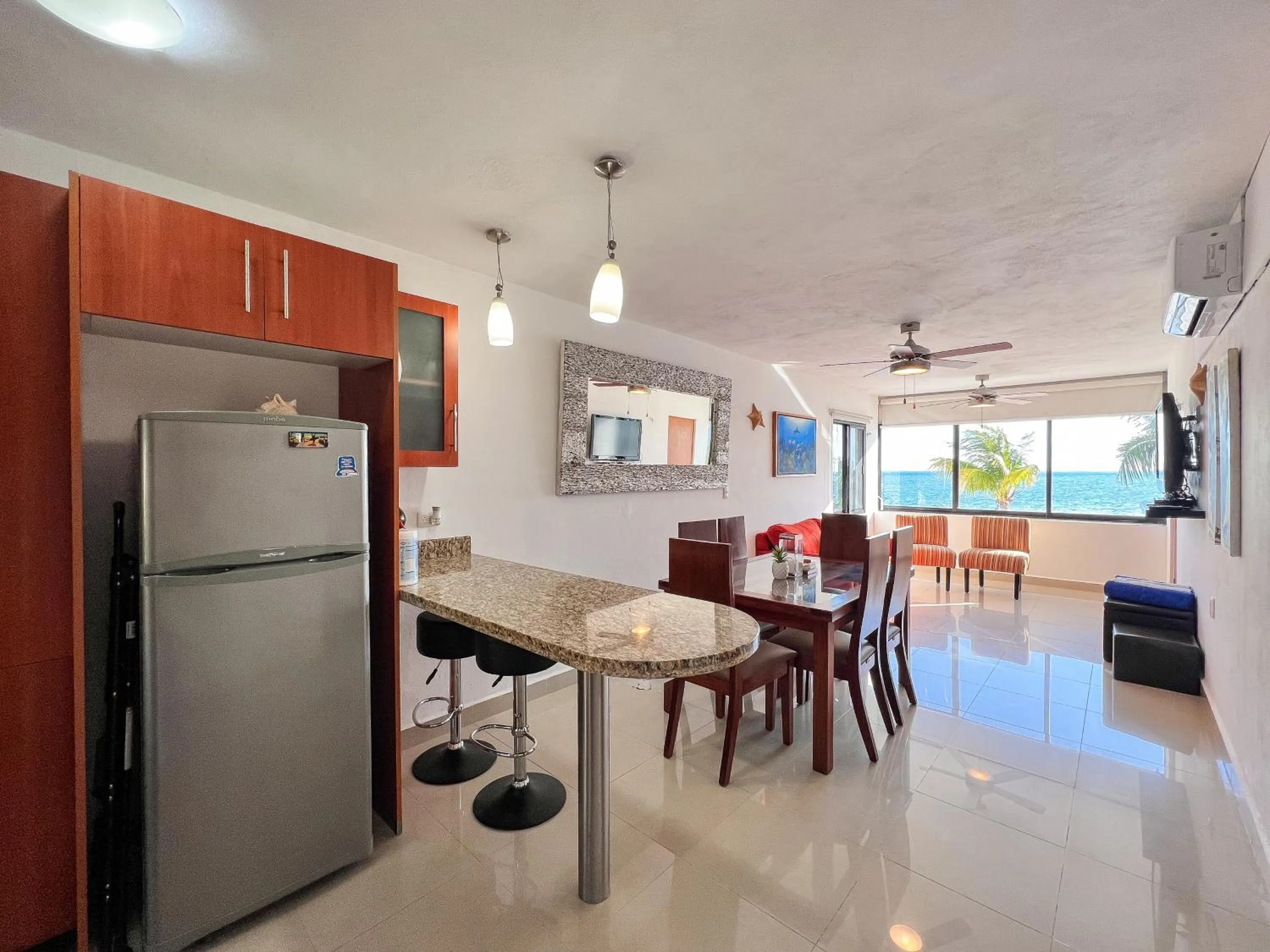 Kitchen or kitchenette in Bello Mar de Cancun, Beautiful 2Br 2Ba Condo overlooking beach spectacular view!
