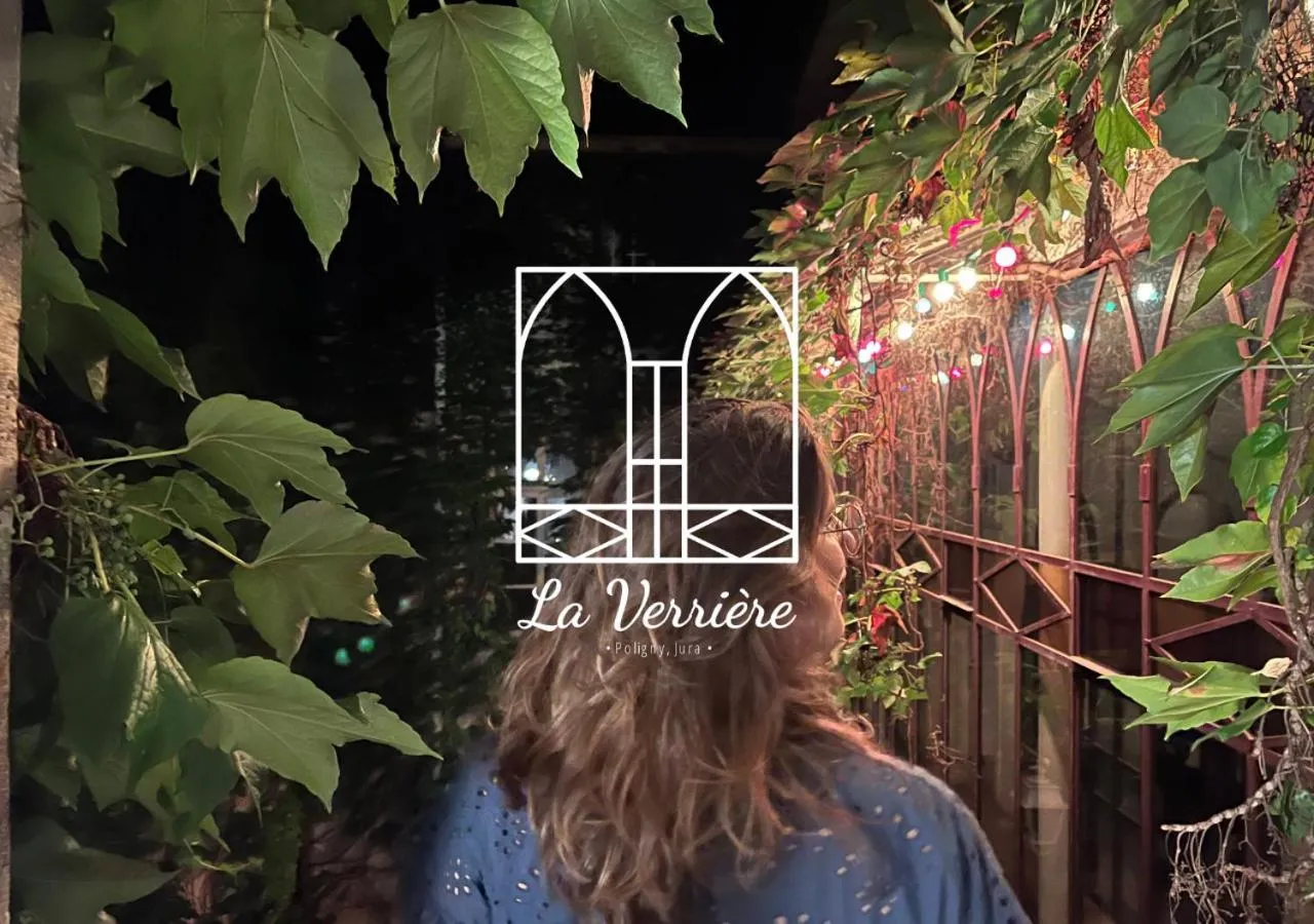 Property logo or sign in La Verrière - Chambre d'hôtes et gîte de charme