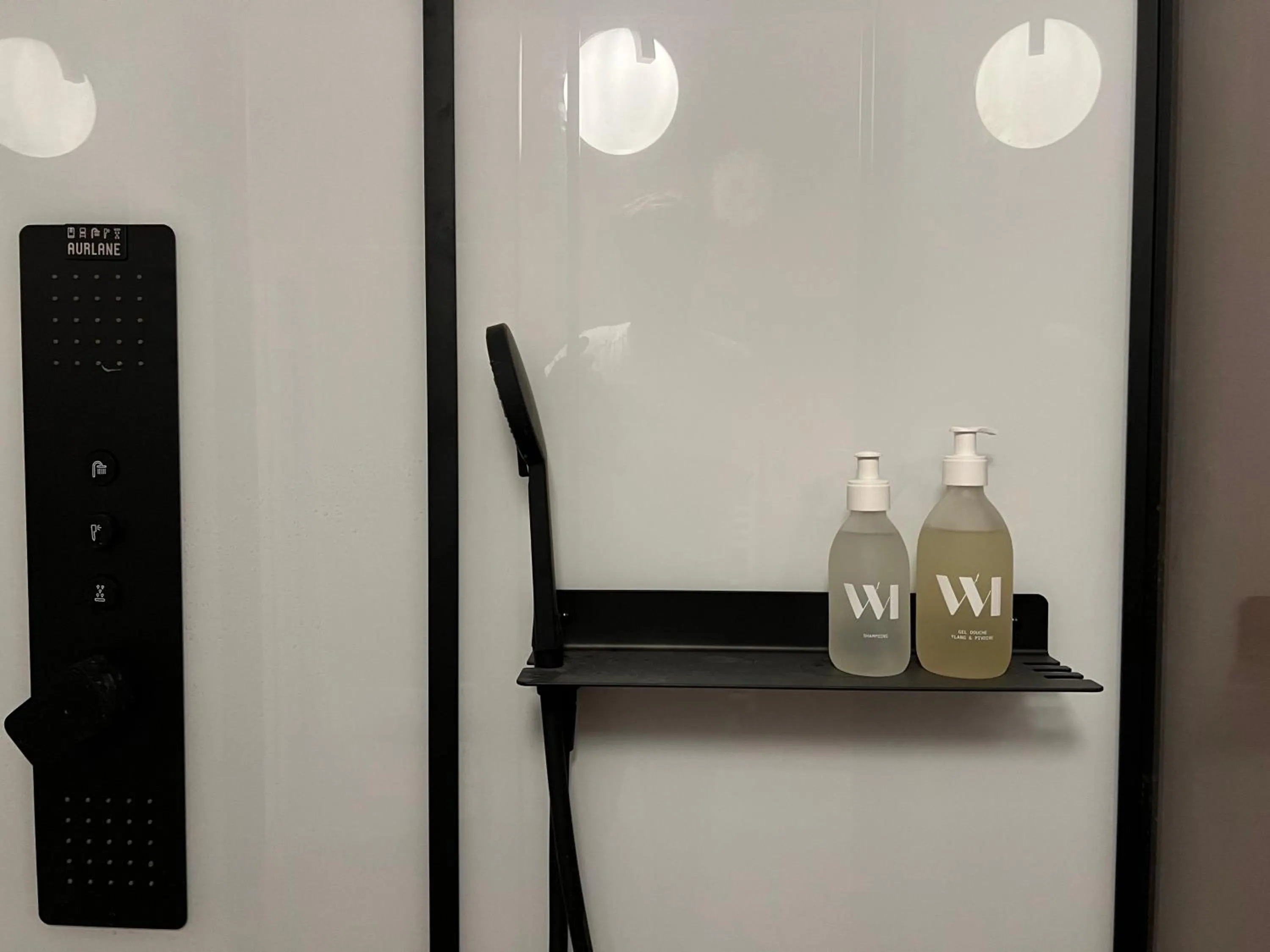 Shower in La Verrière - Chambre d'hôtes et gîte de charme