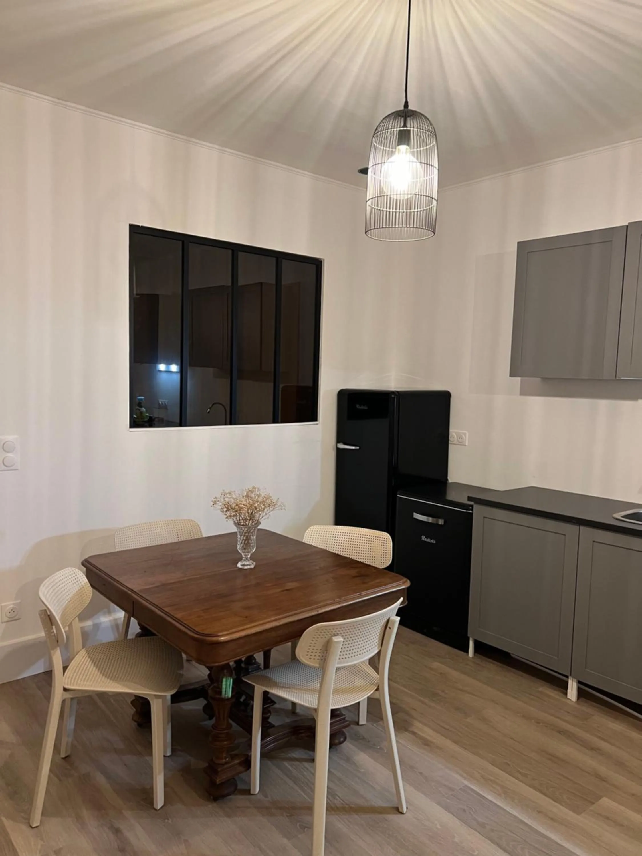 kitchen in La Verrière - Chambre d'hôtes et gîte de charme