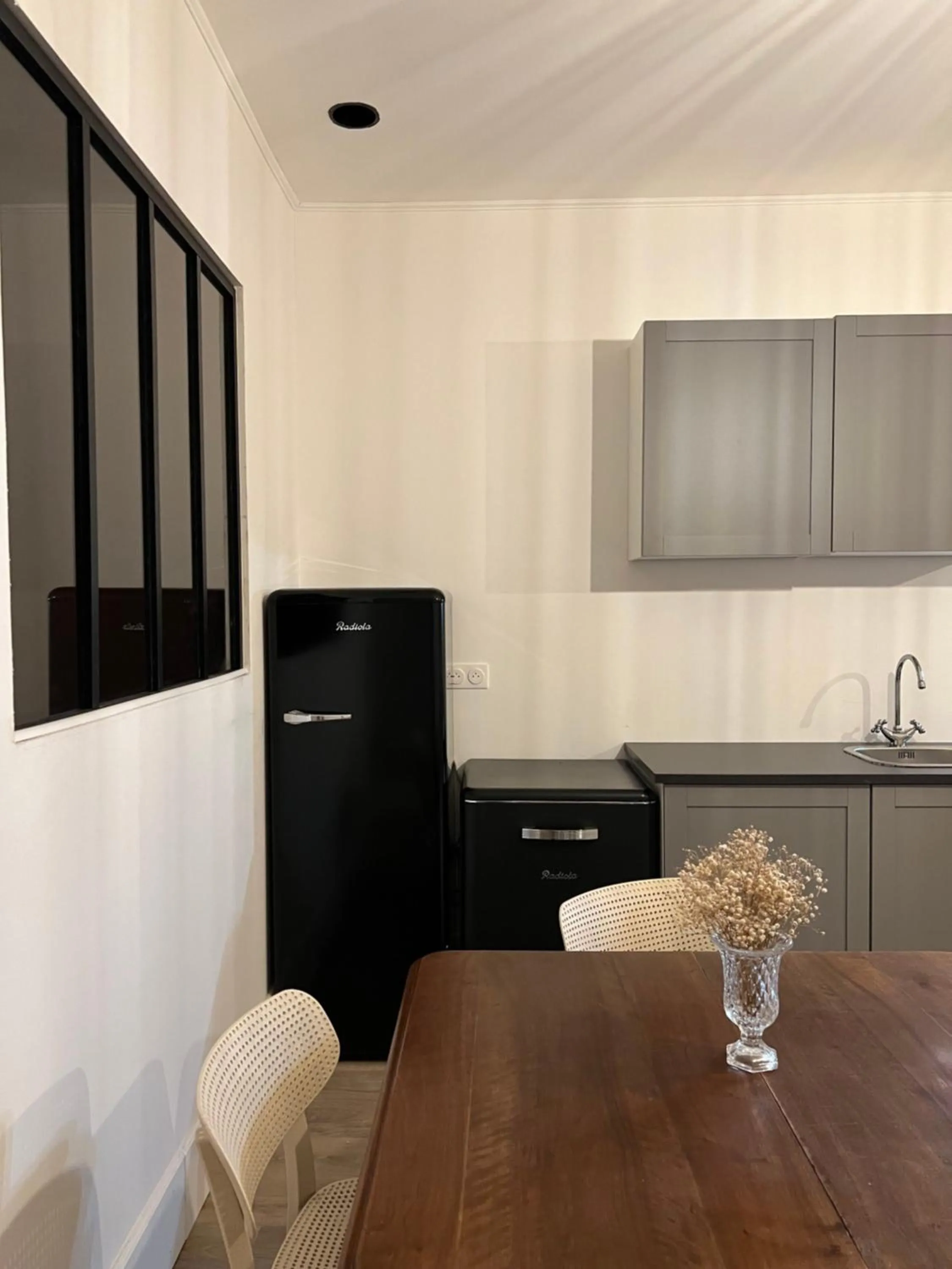 kitchen in La Verrière - Chambre d'hôtes et gîte de charme