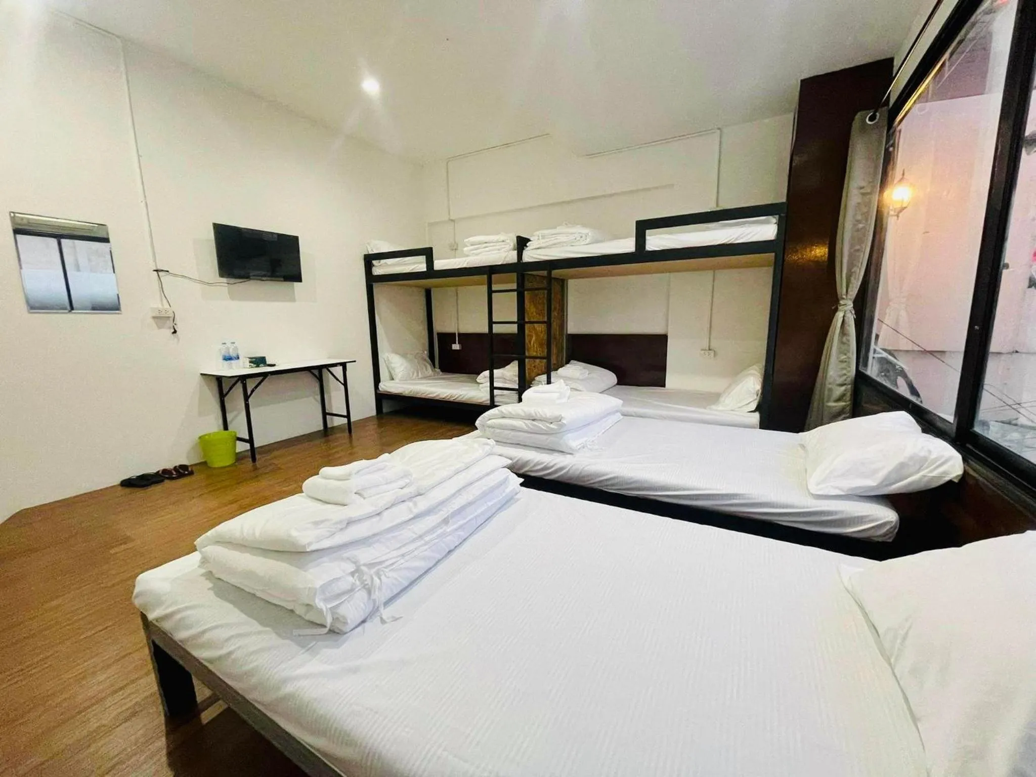 TV and multimedia, Bed in Lamoon Hostel