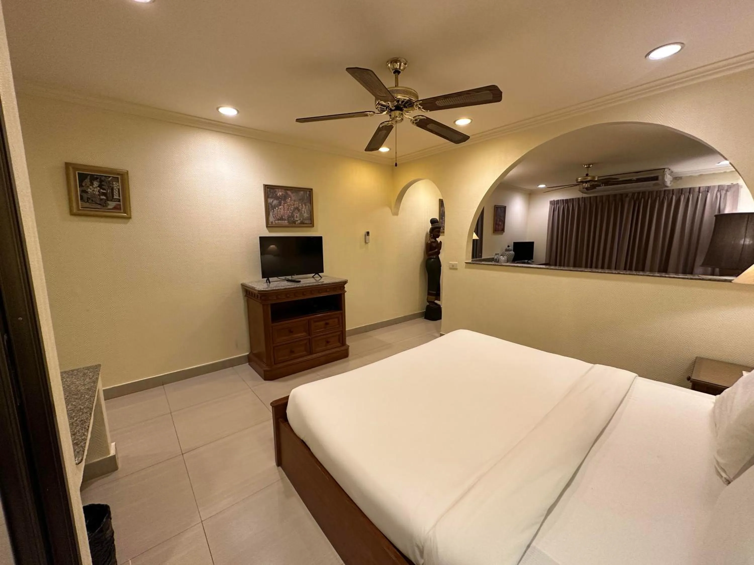 Bedroom, Bed in Copa Hotel