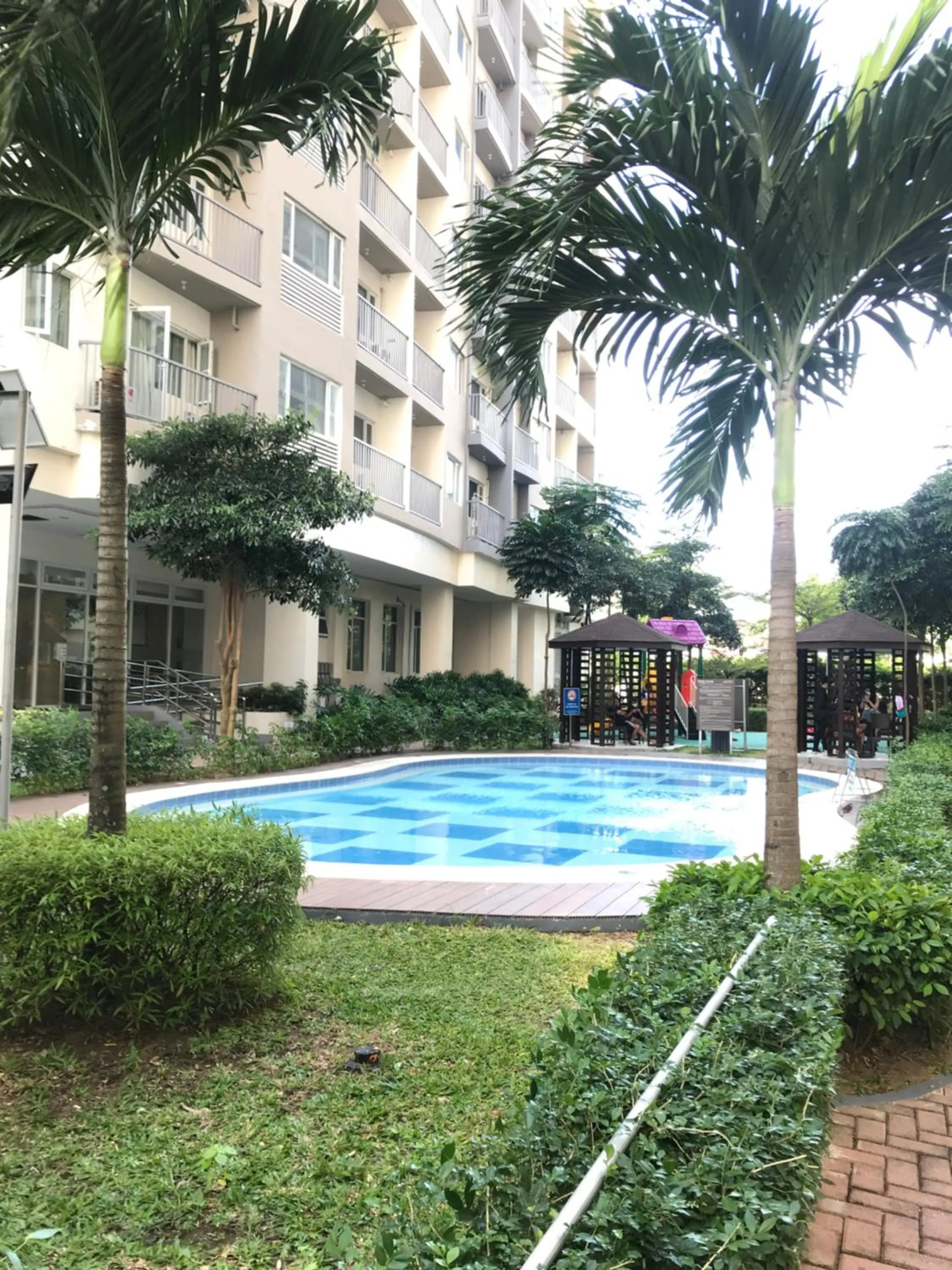 One-Bedroom Apartment in South Residences staycation