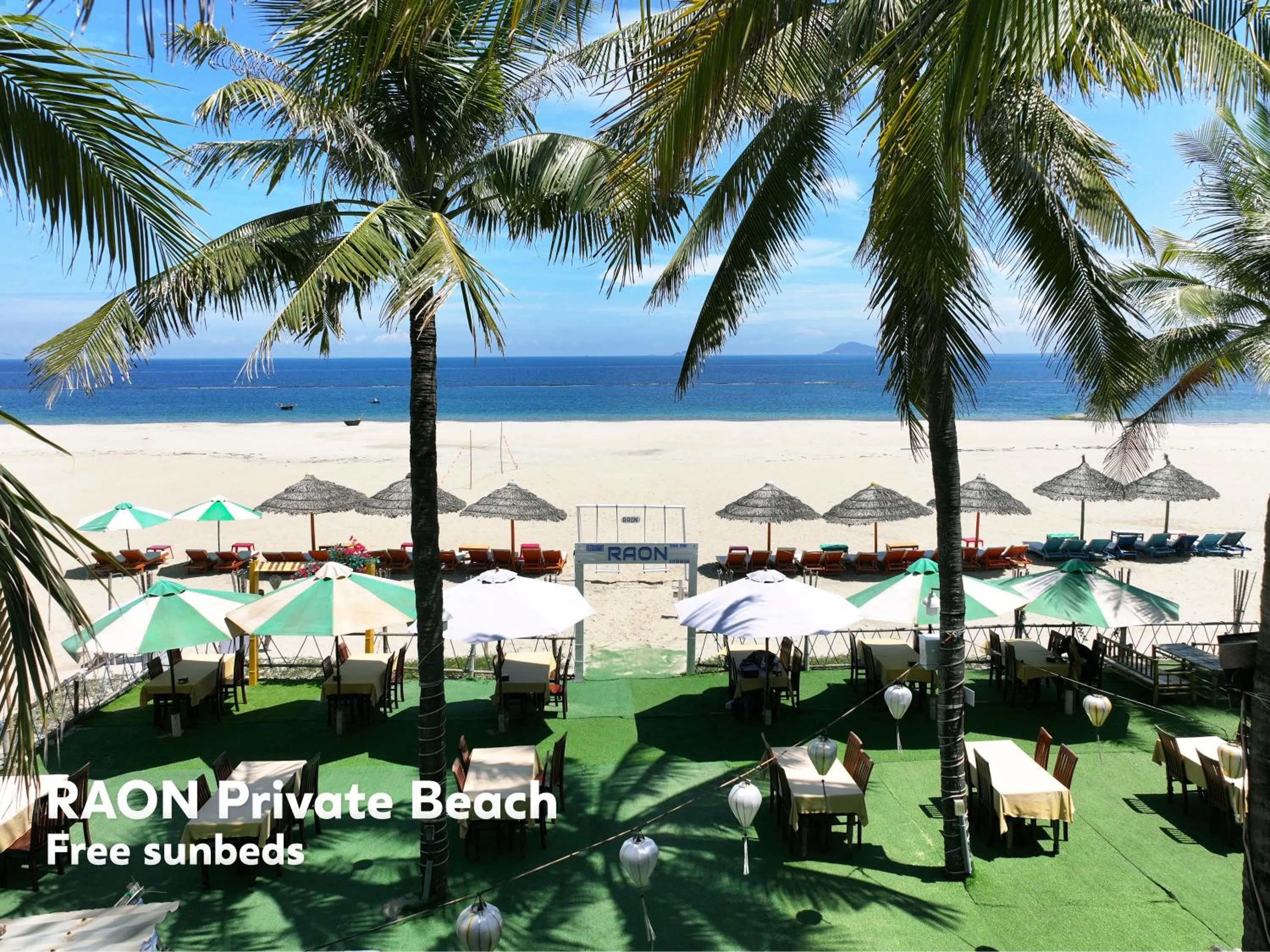 Beach in Flower Villa - STAY 24H