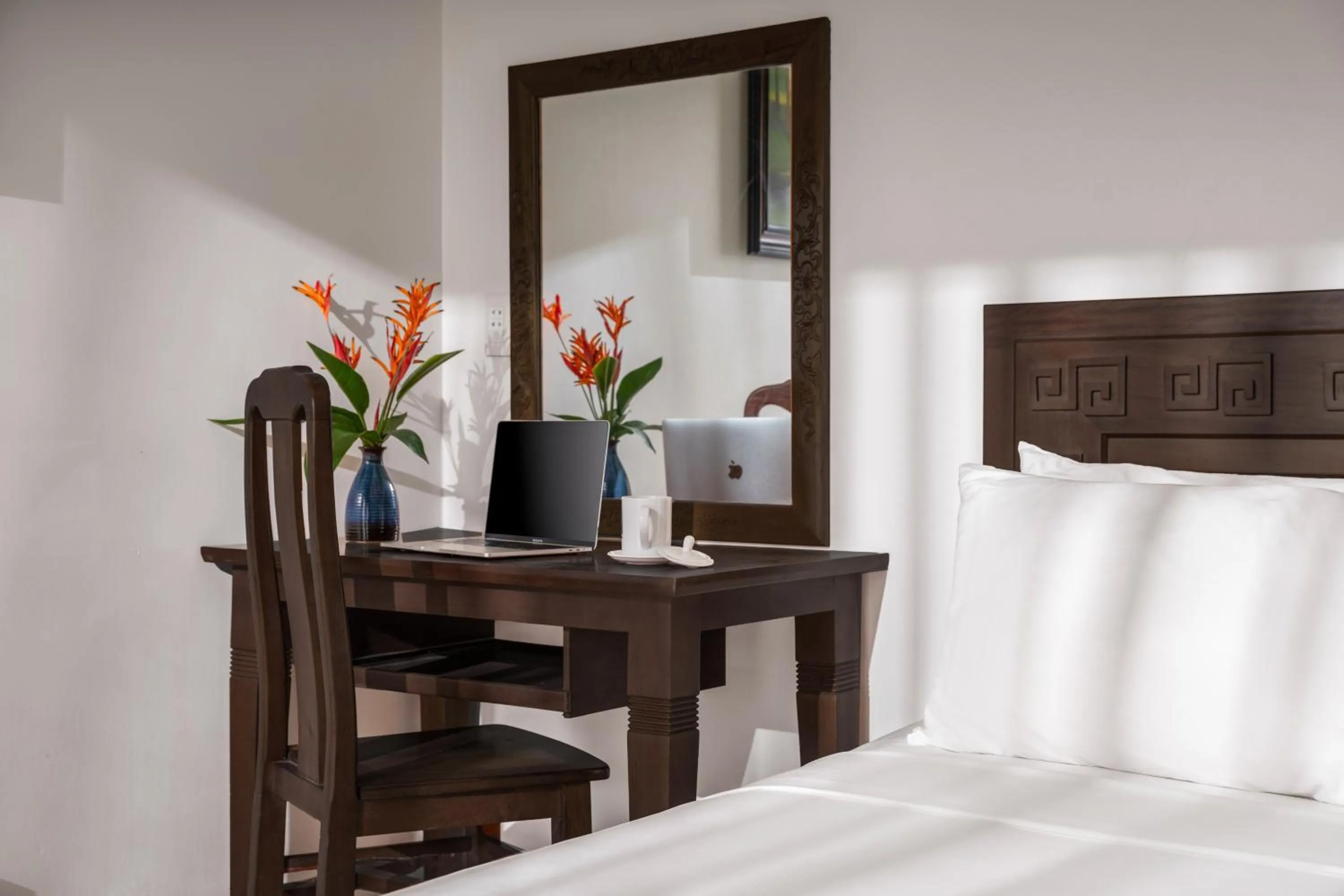 Bed in Flower Villa - STAY 24H