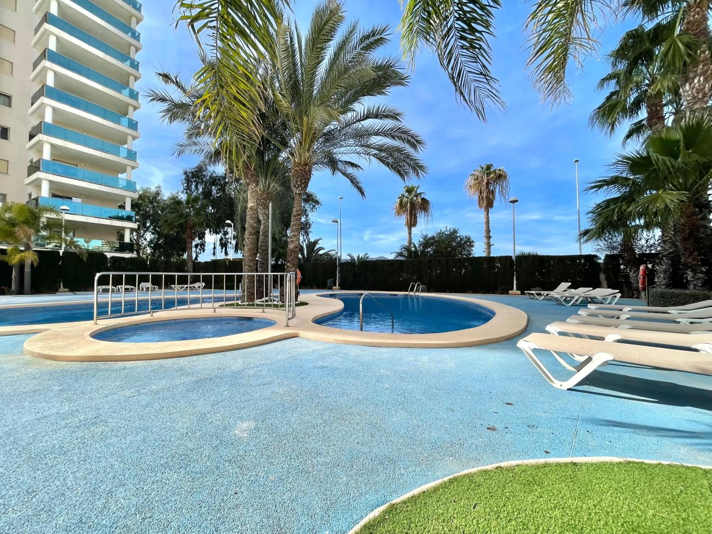 sunbed in 2 Bedrooms Apartment in Calpe LARIMAR