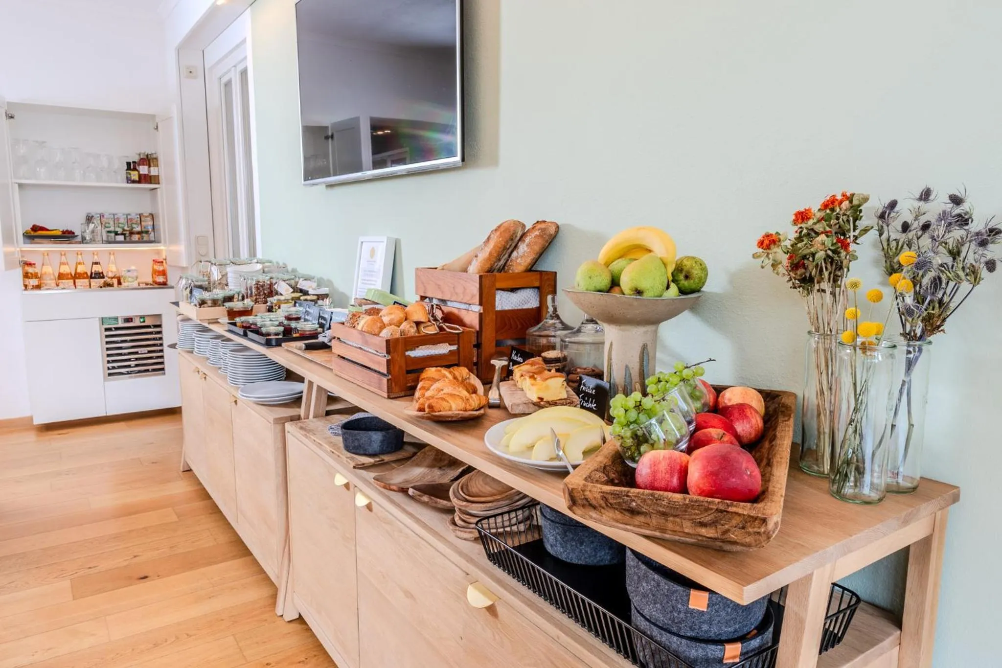 Buffet breakfast in Aparthotel Parsberg GreenDesign