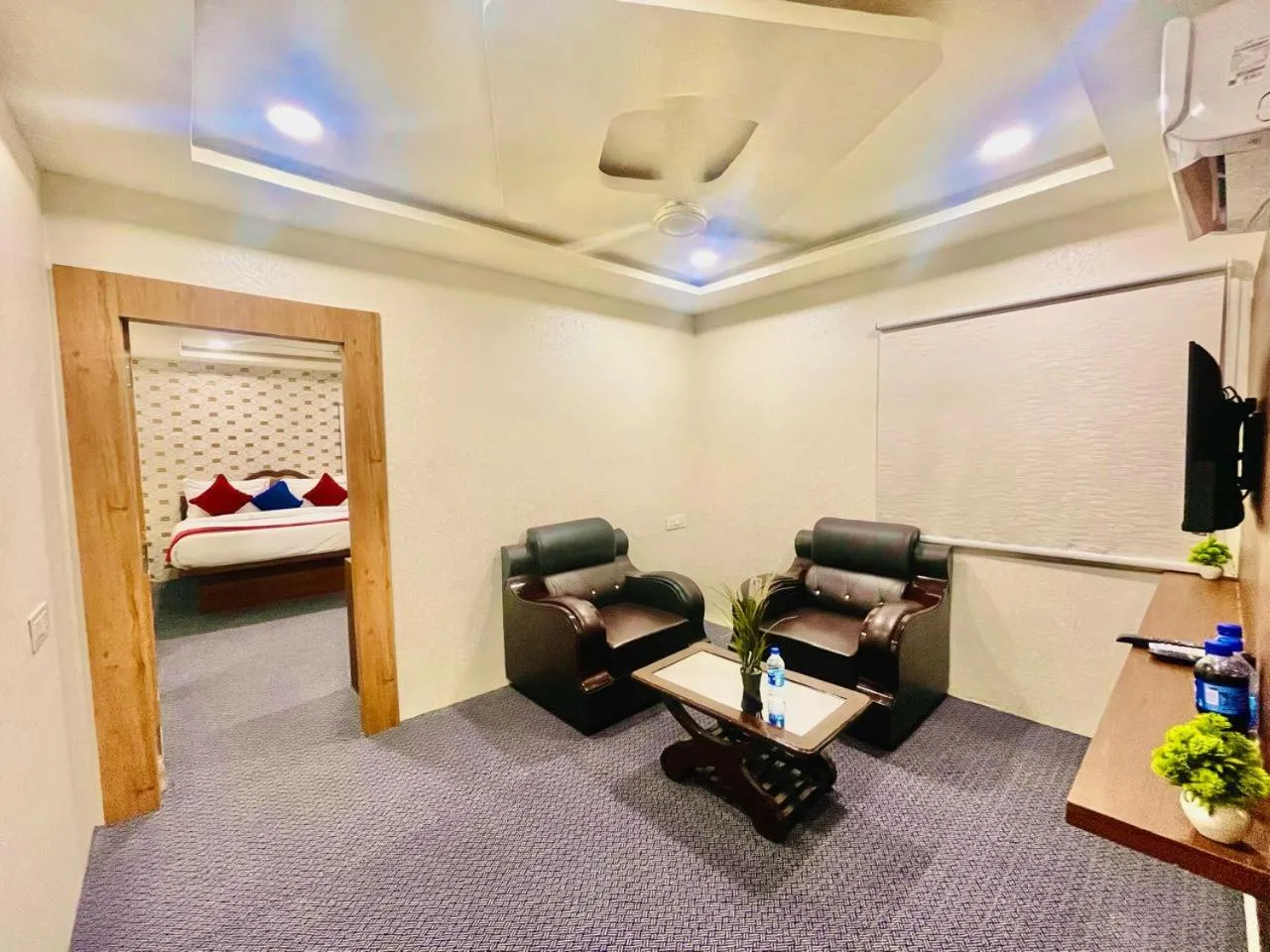 Living room in Hotel Eagle Grand Airport Zone