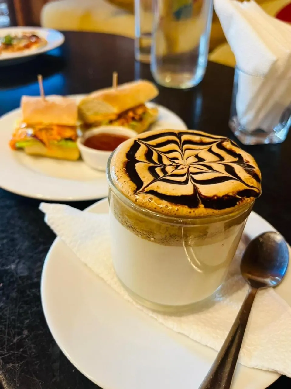 Coffee/tea facilities in Lake Resort Bolgoda