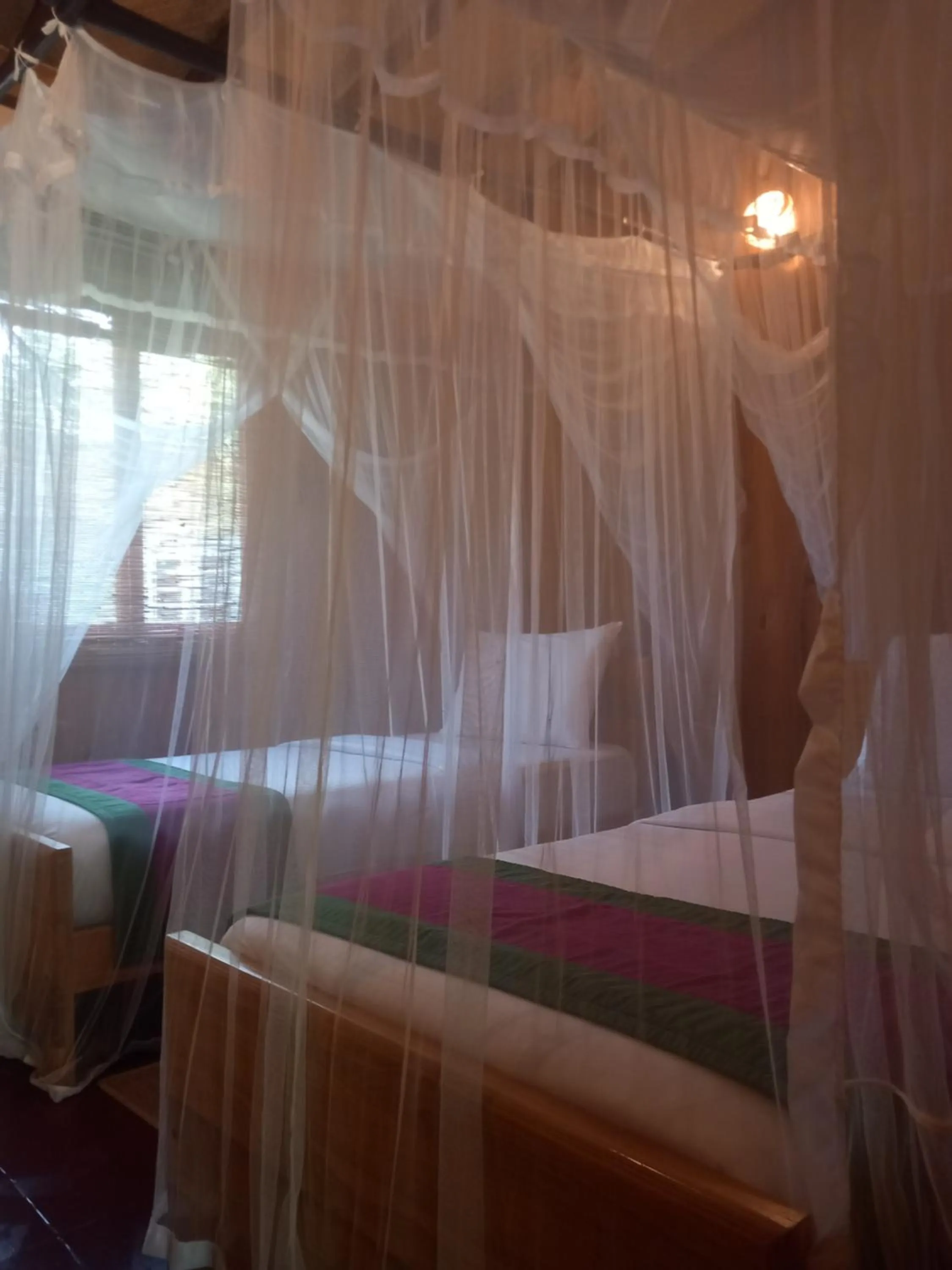 Bed in Lake Resort Bolgoda