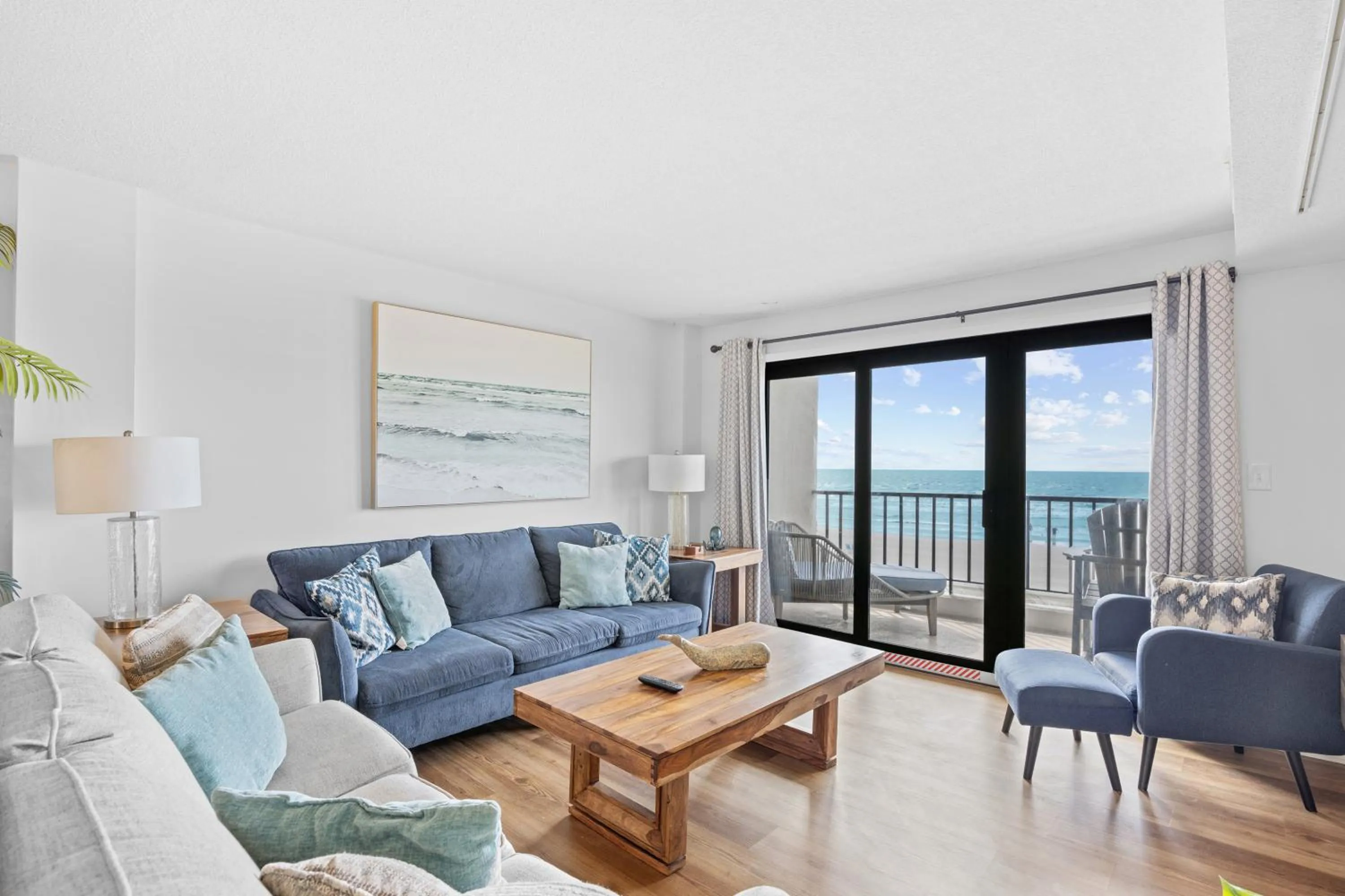 Natural landscape in Direct Ocean Front 3BR 3BA Beach Front