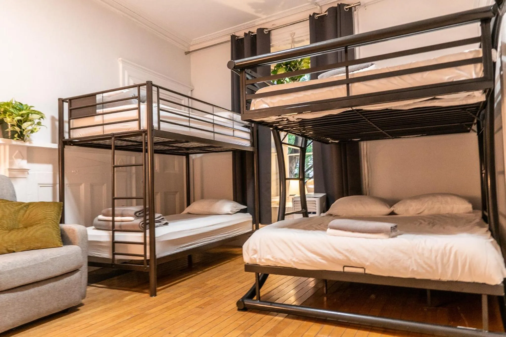 Bed in Auberge de la Paix