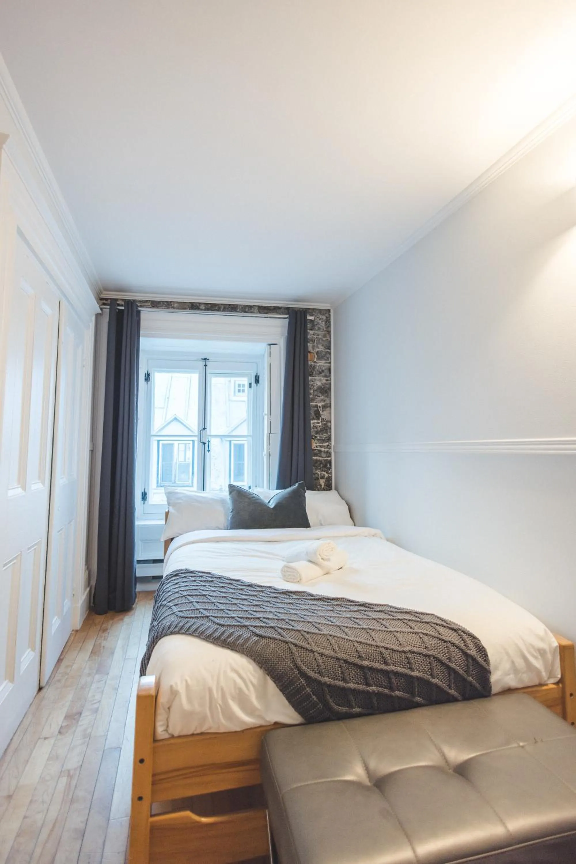 Bedroom, Bed in Auberge de la Paix