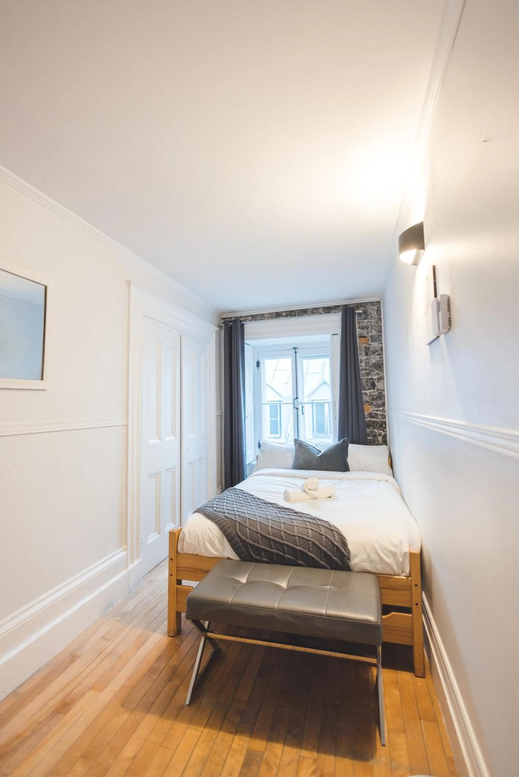 Bedroom, Bed in Auberge de la Paix