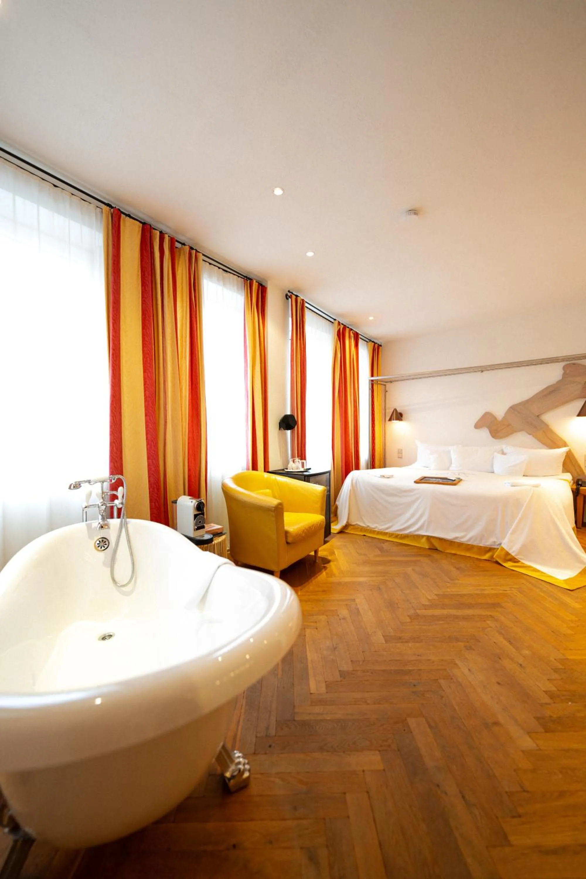 Photo of the whole room, Bed in Hotel Drei Raben