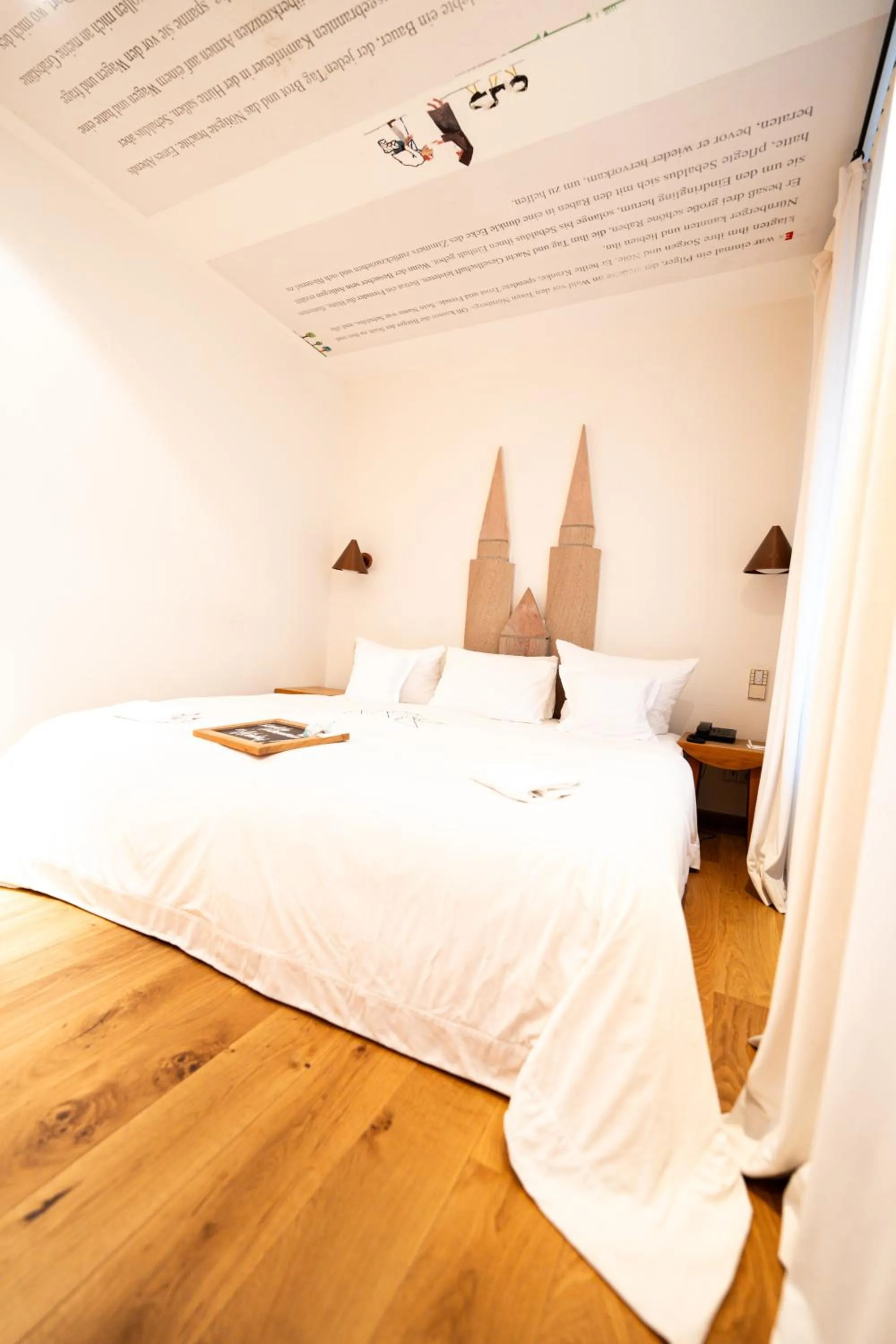 Bed in Hotel Drei Raben