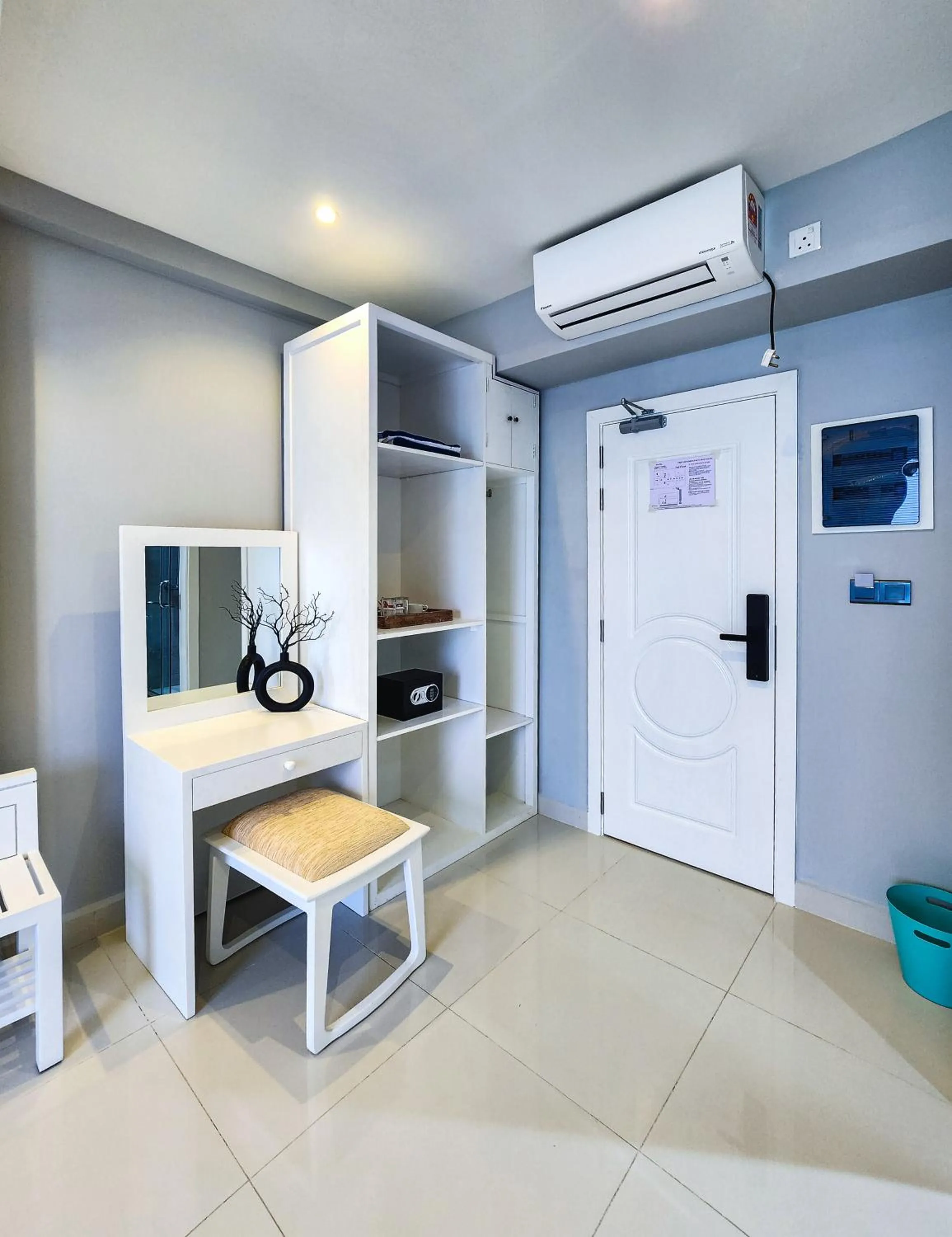 heating in Sunny Canopy