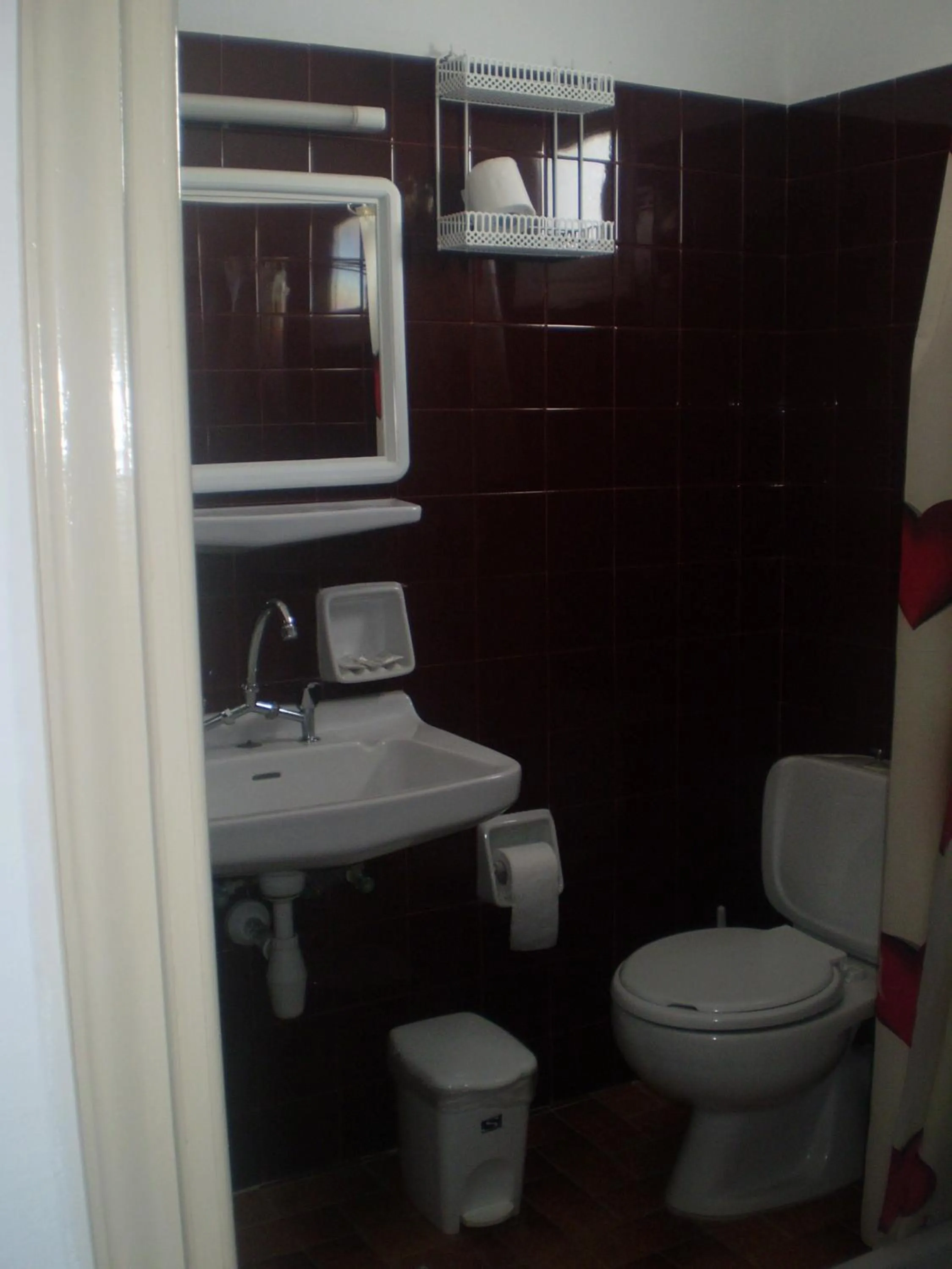 Toilet in Galini Pension
