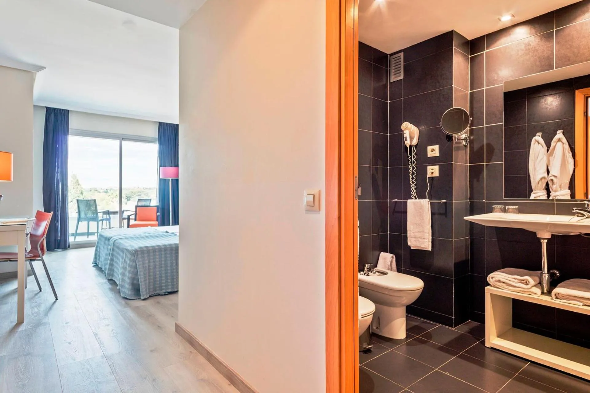 Bathroom in Hotel Balneario Playa de Comarruga