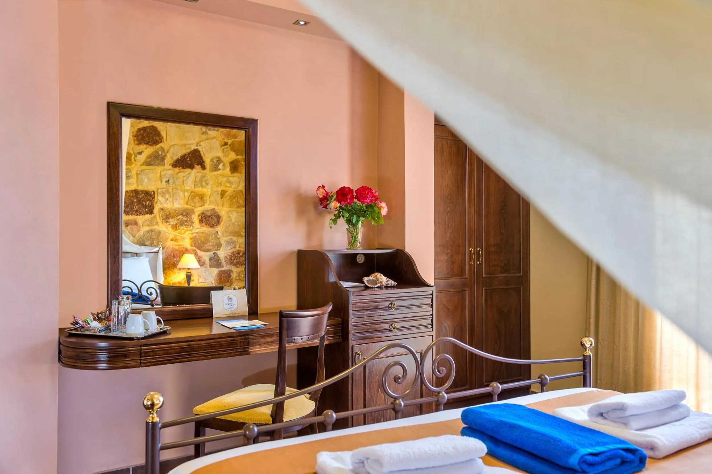 Bed in Mistral Hotel - For Solo Travelers