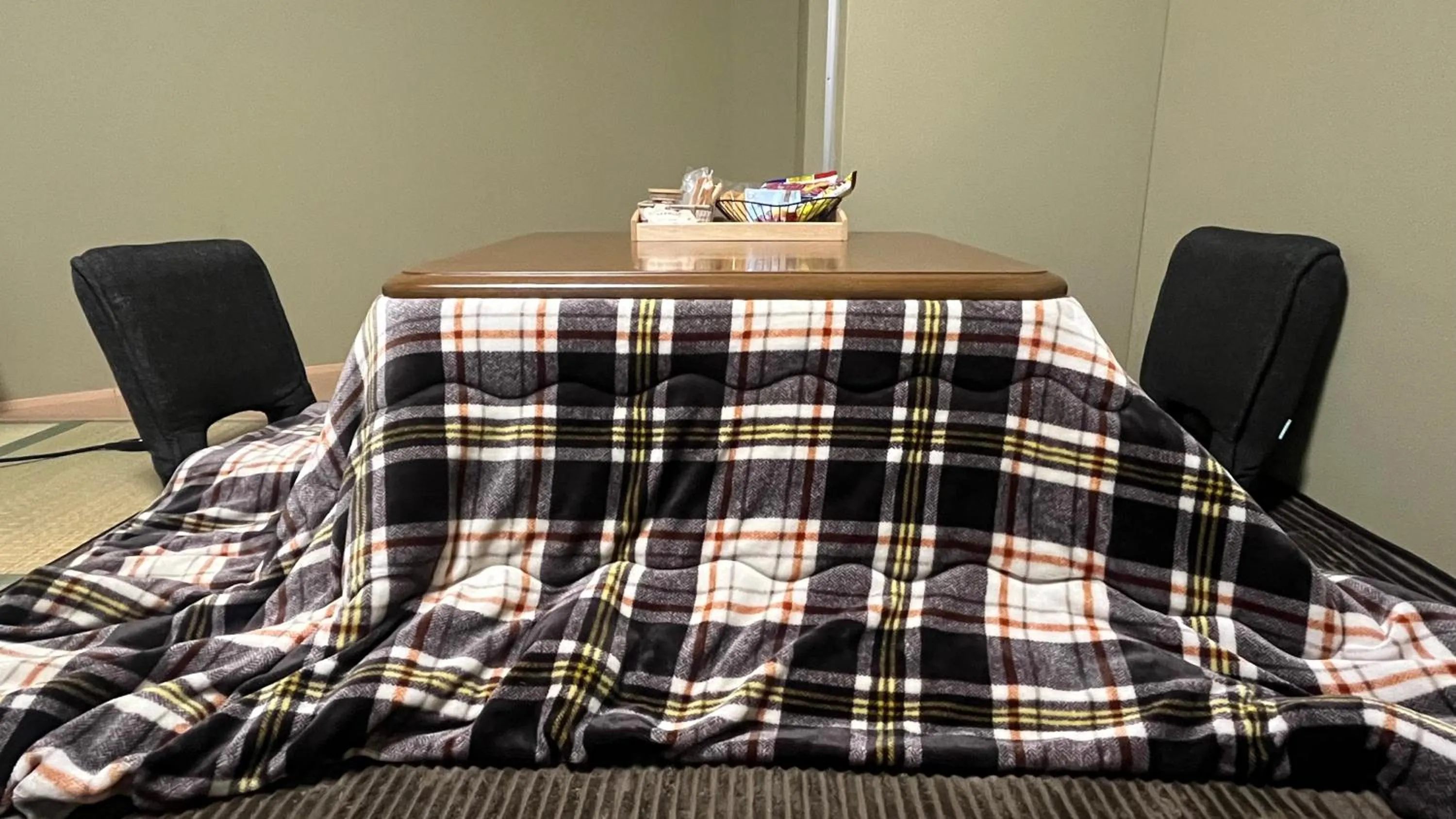 Bed in Wafu Ryokan Uehonmachi