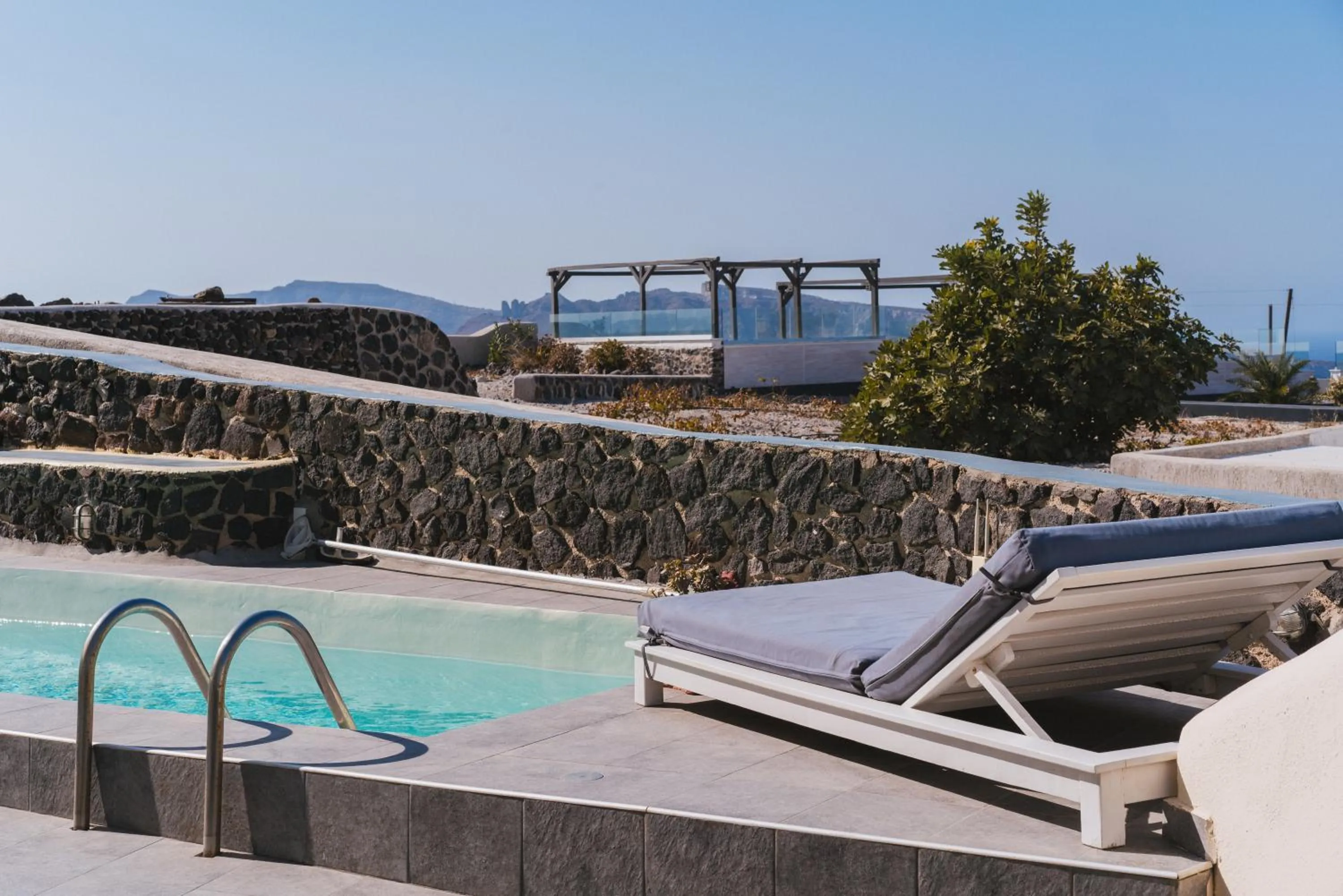 Swimming pool in Aspa Villas