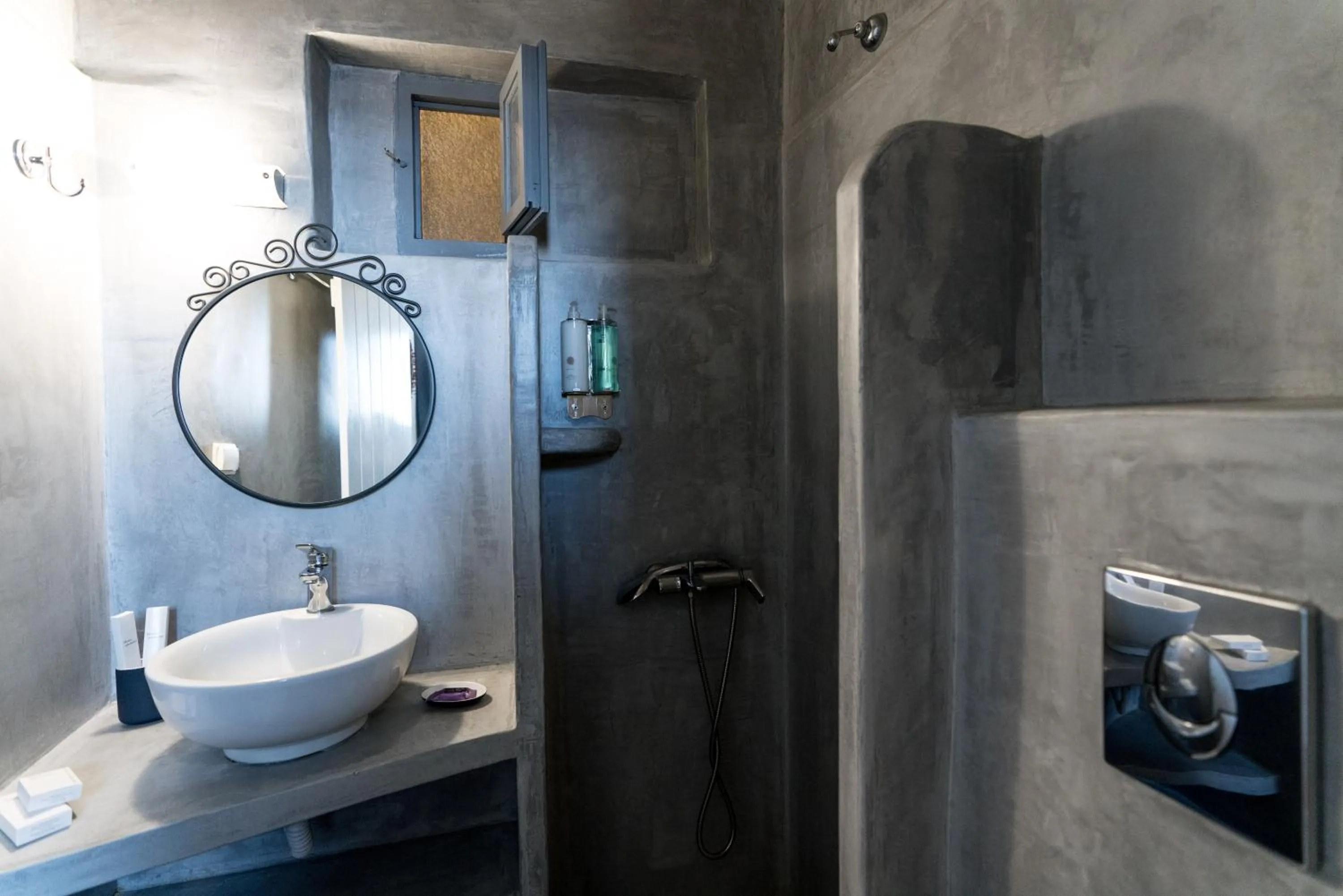 Bathroom in Aspa Villas