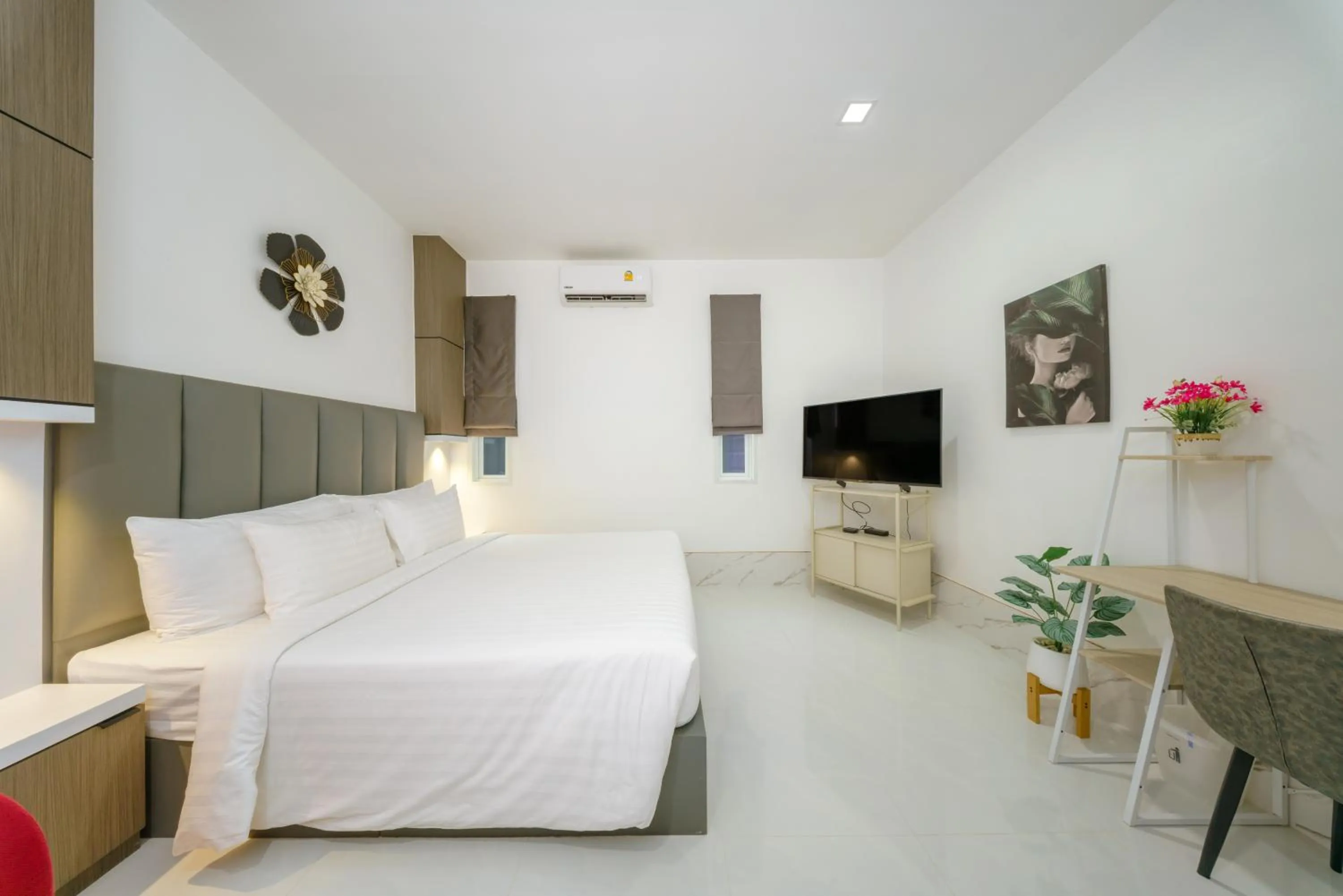 Bed in Lark Pool Villa Aonang Krabi