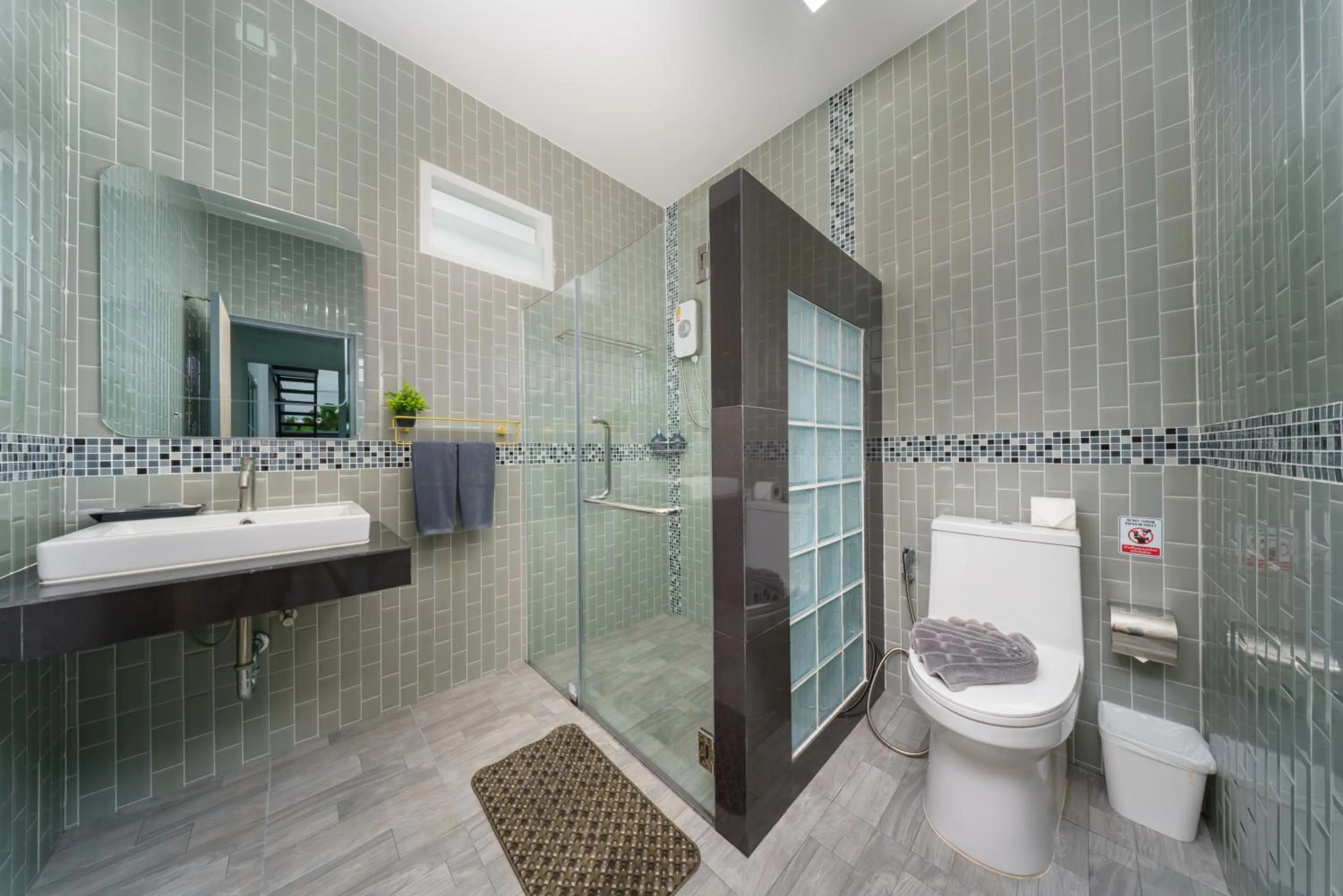 Bathroom in Lark Pool Villa Aonang Krabi