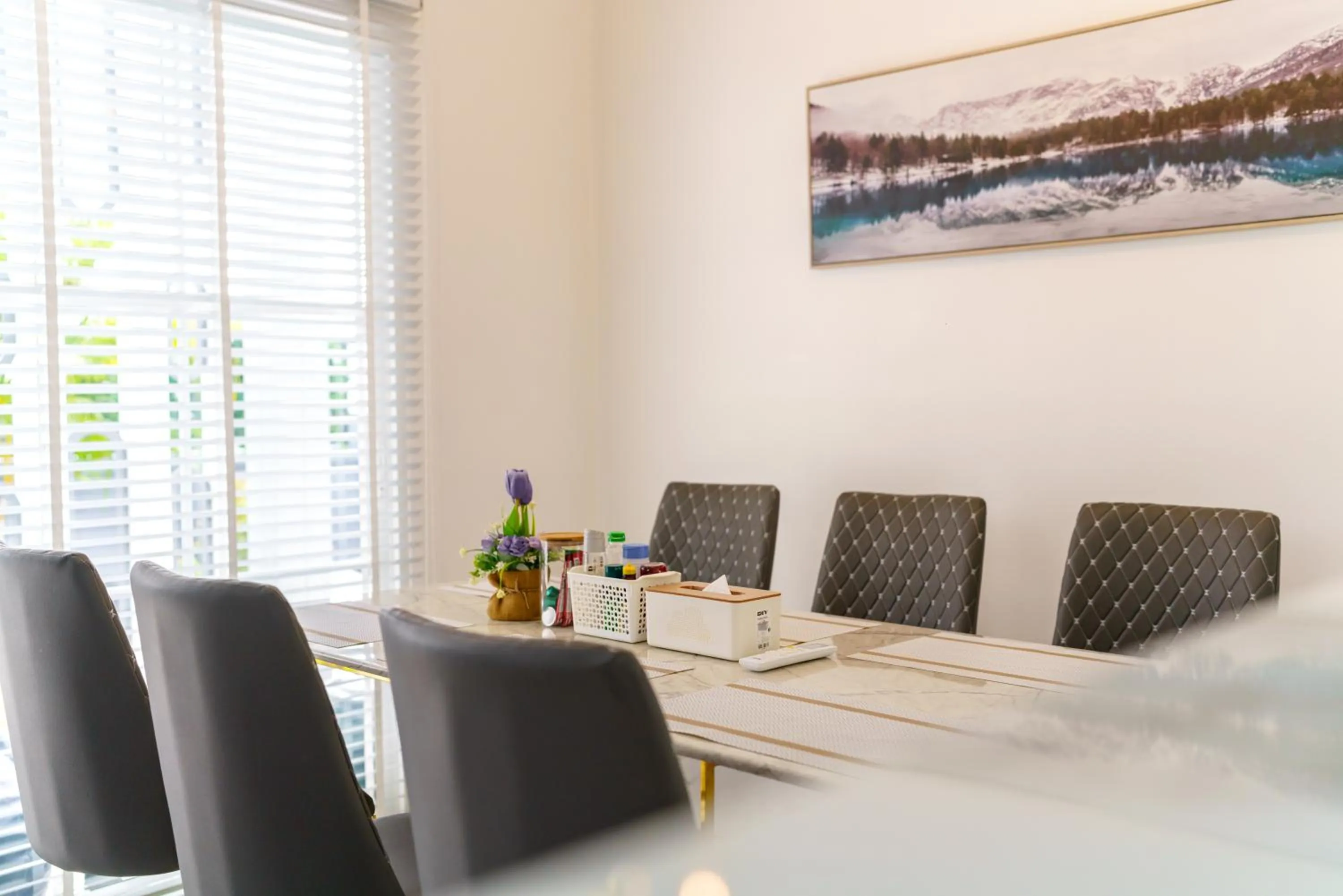 Dining area in Lark Pool Villa Aonang Krabi