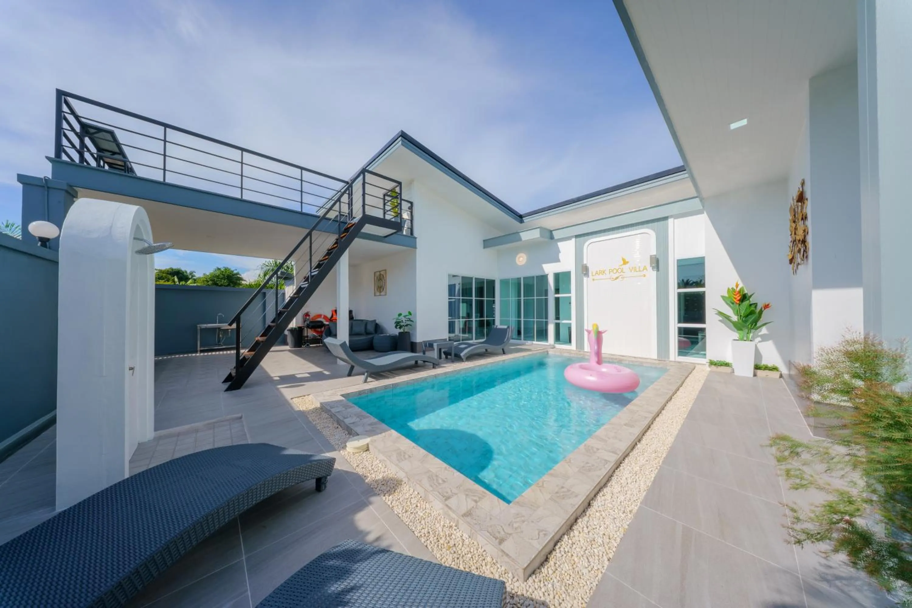 Swimming pool in Lark Pool Villa Aonang Krabi