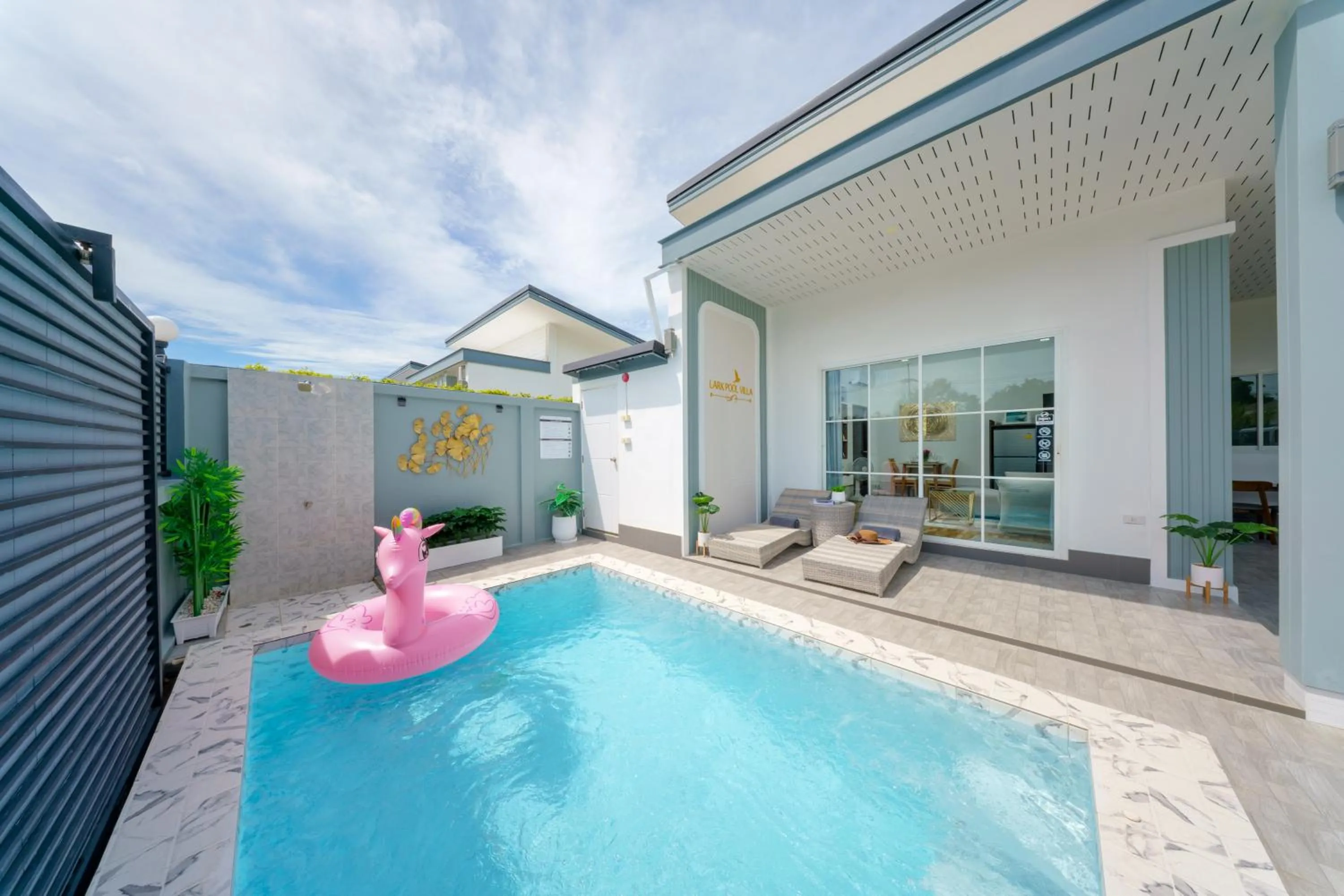 Swimming pool in Lark Pool Villa Aonang Krabi