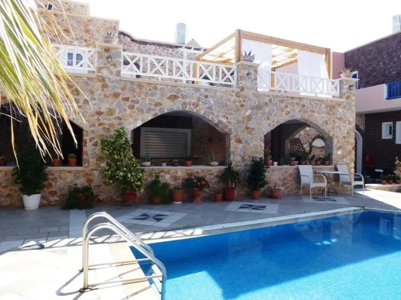 Facade/entrance in Atalos Suites