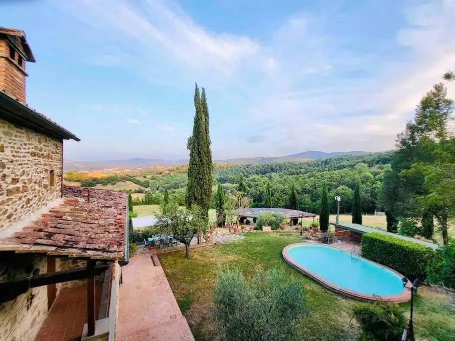 Tuscan dream, lux 2-bed apartment balcony and pool Tuscan dream, lux 2-bed apartment balcony and pool