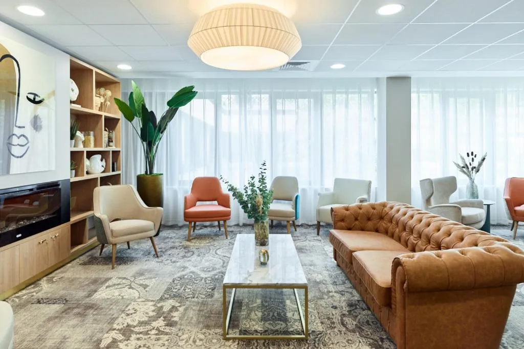 Living room in Zenao Appart'hôtels Suresnes