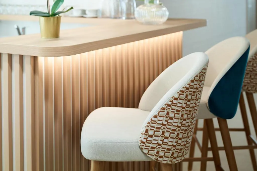 Property building in Zenao Appart'hôtels Suresnes