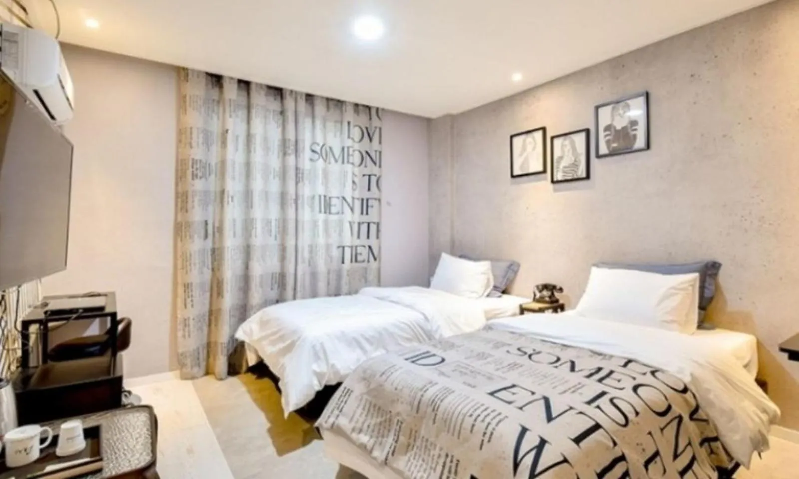 Bed in Changwon Dean Hotel