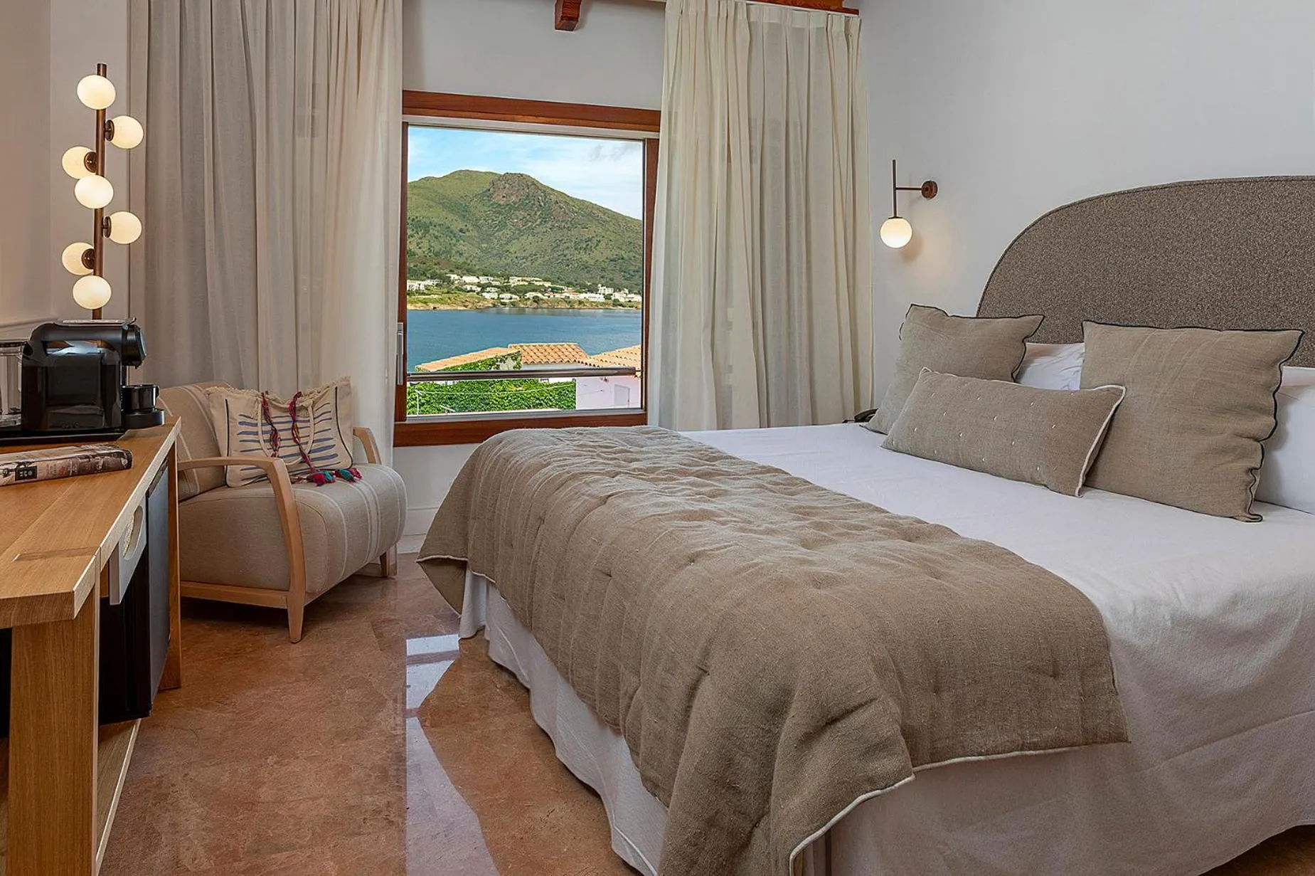 Bed in Hotel Spa Porto Cristo