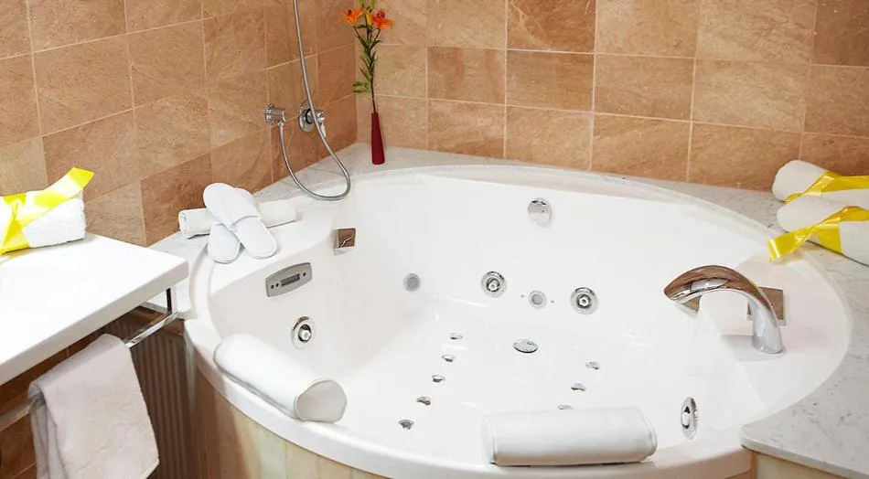 Hot Tub in Hotel Spa Porto Cristo