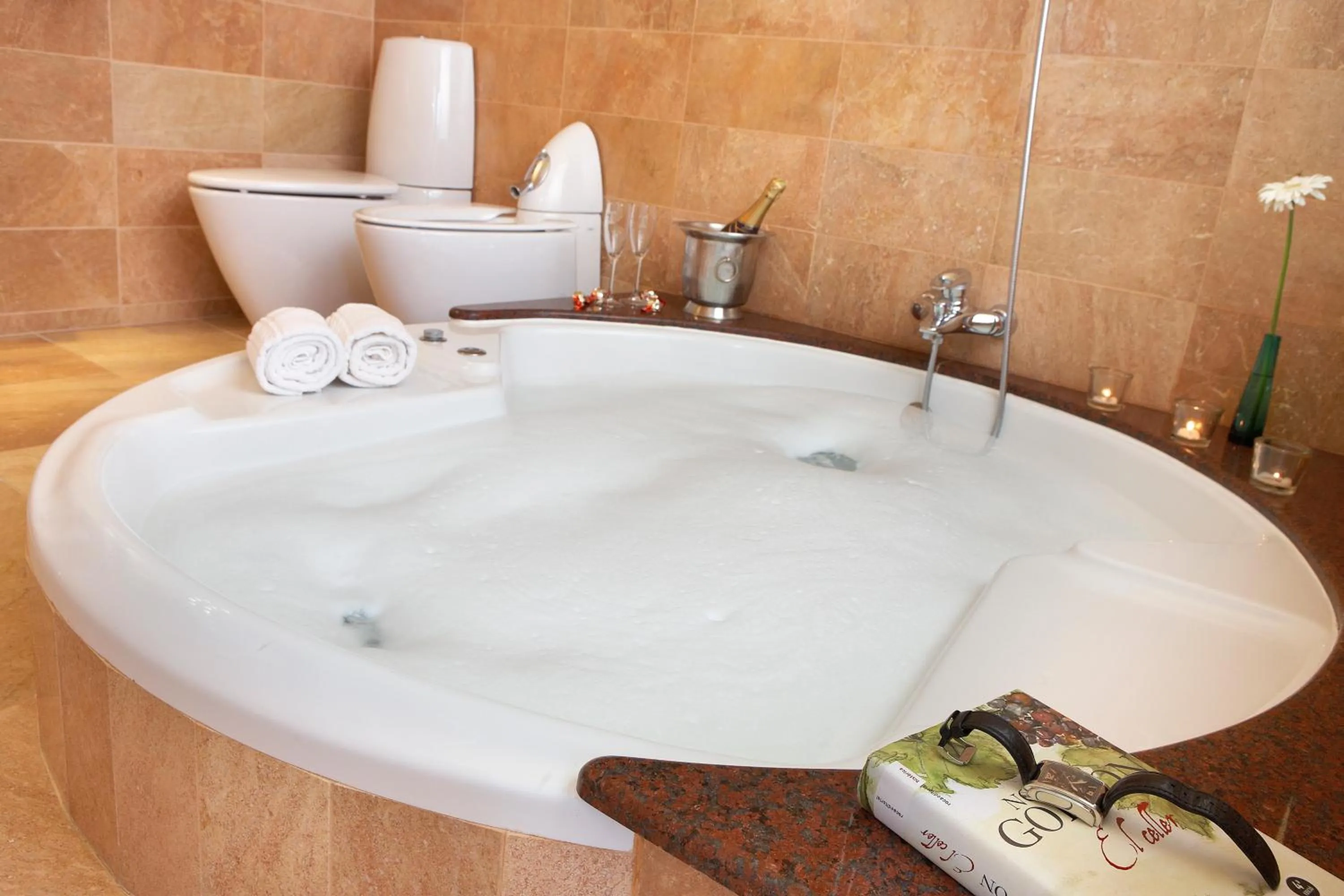 Hot Tub in Hotel Spa Porto Cristo