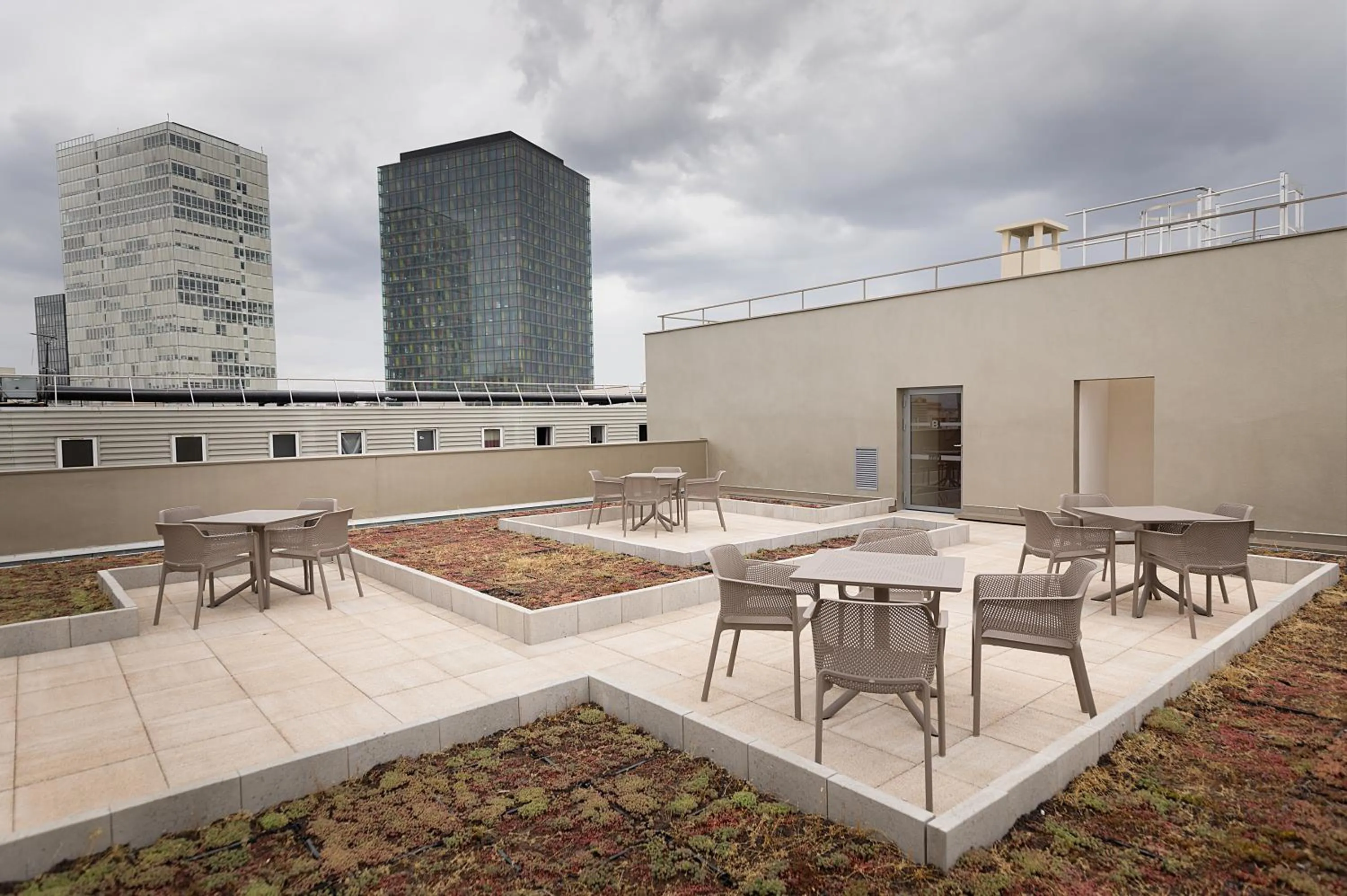 Property building in Zenao Appart'hôtels Montreuil