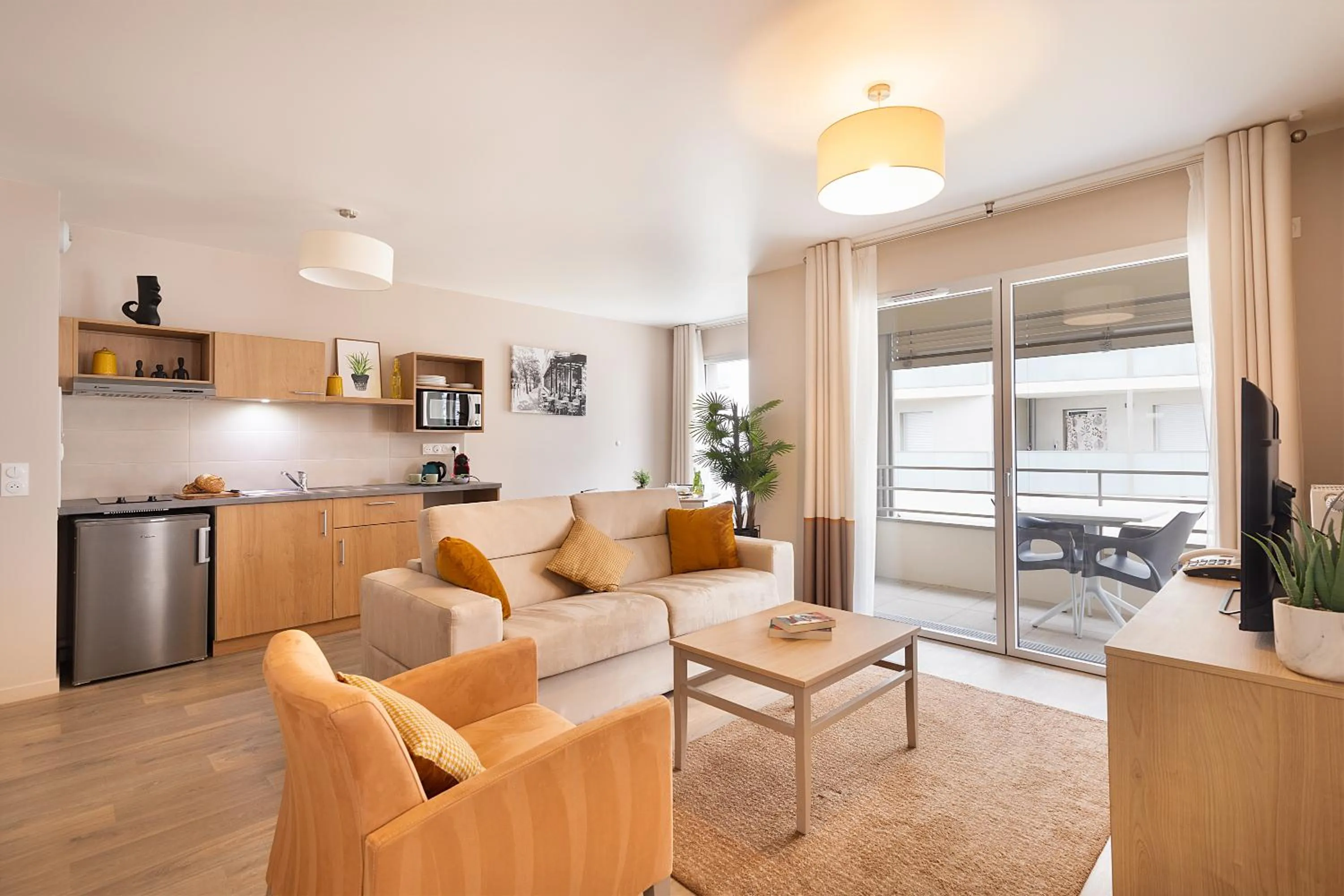 Living room in Zenao Appart'hôtels Montreuil