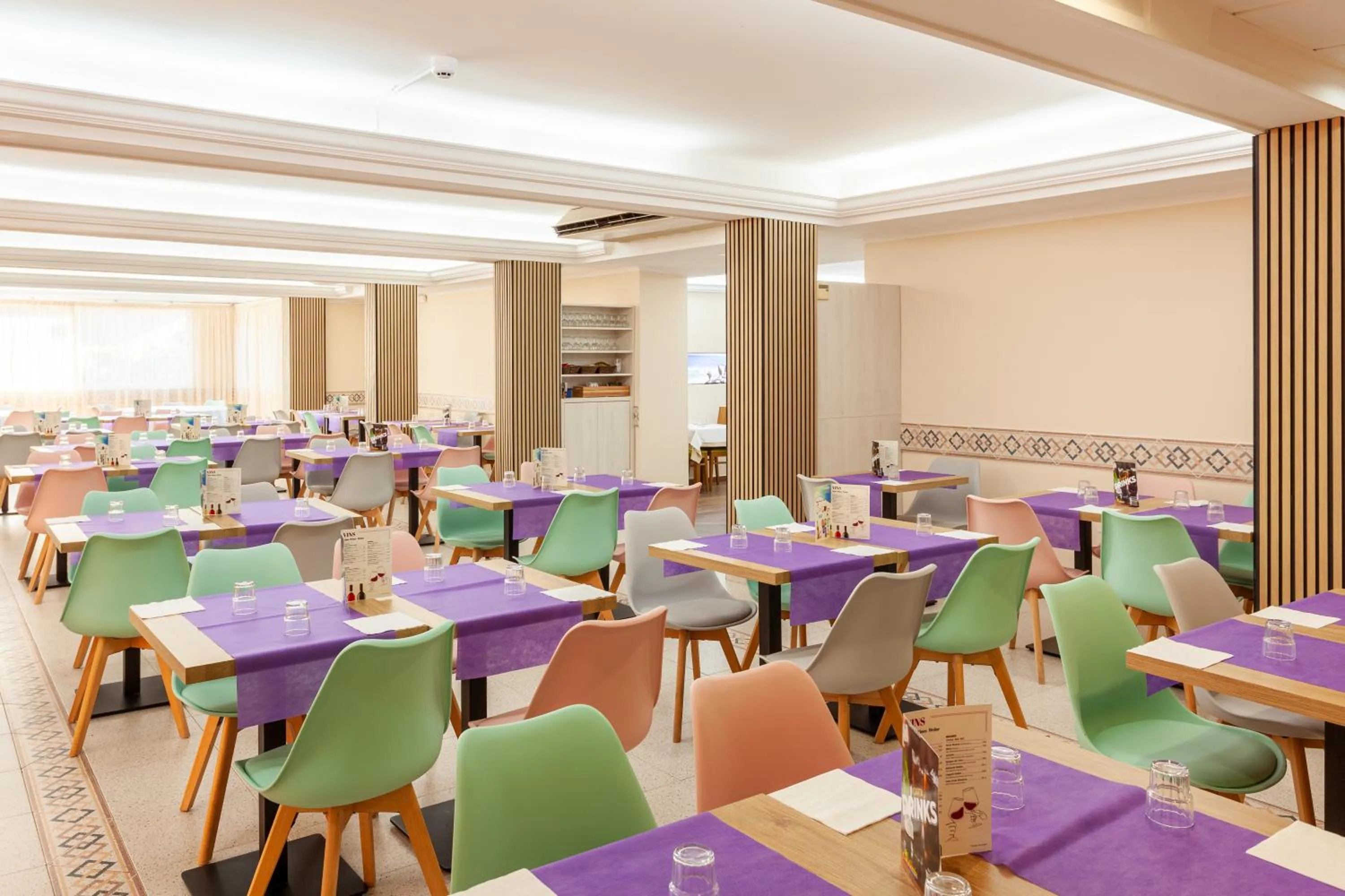 Restaurant/places to eat in Checkin Catalonia