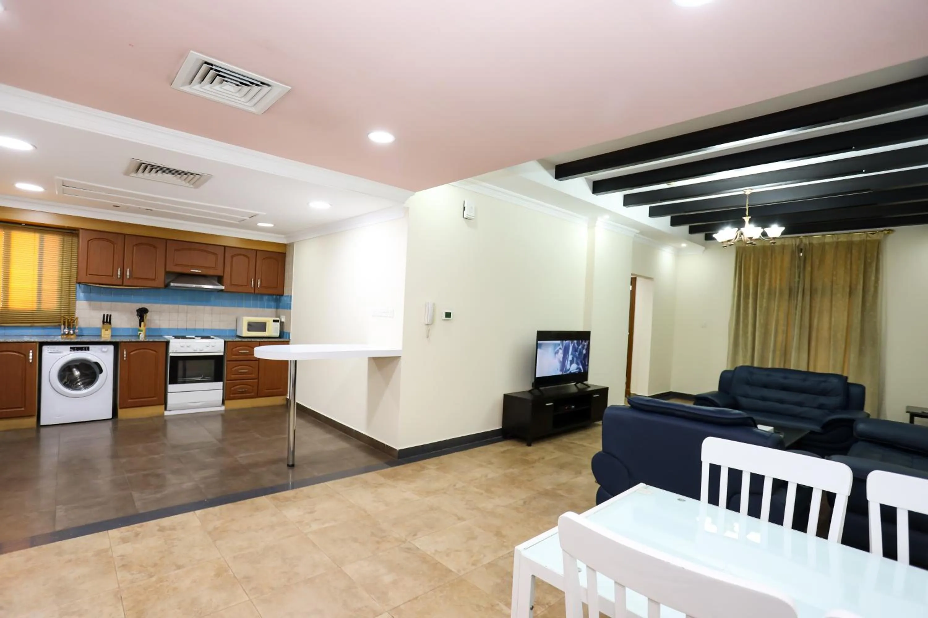 Kitchen or kitchenette in Pearl Bahrain Suites