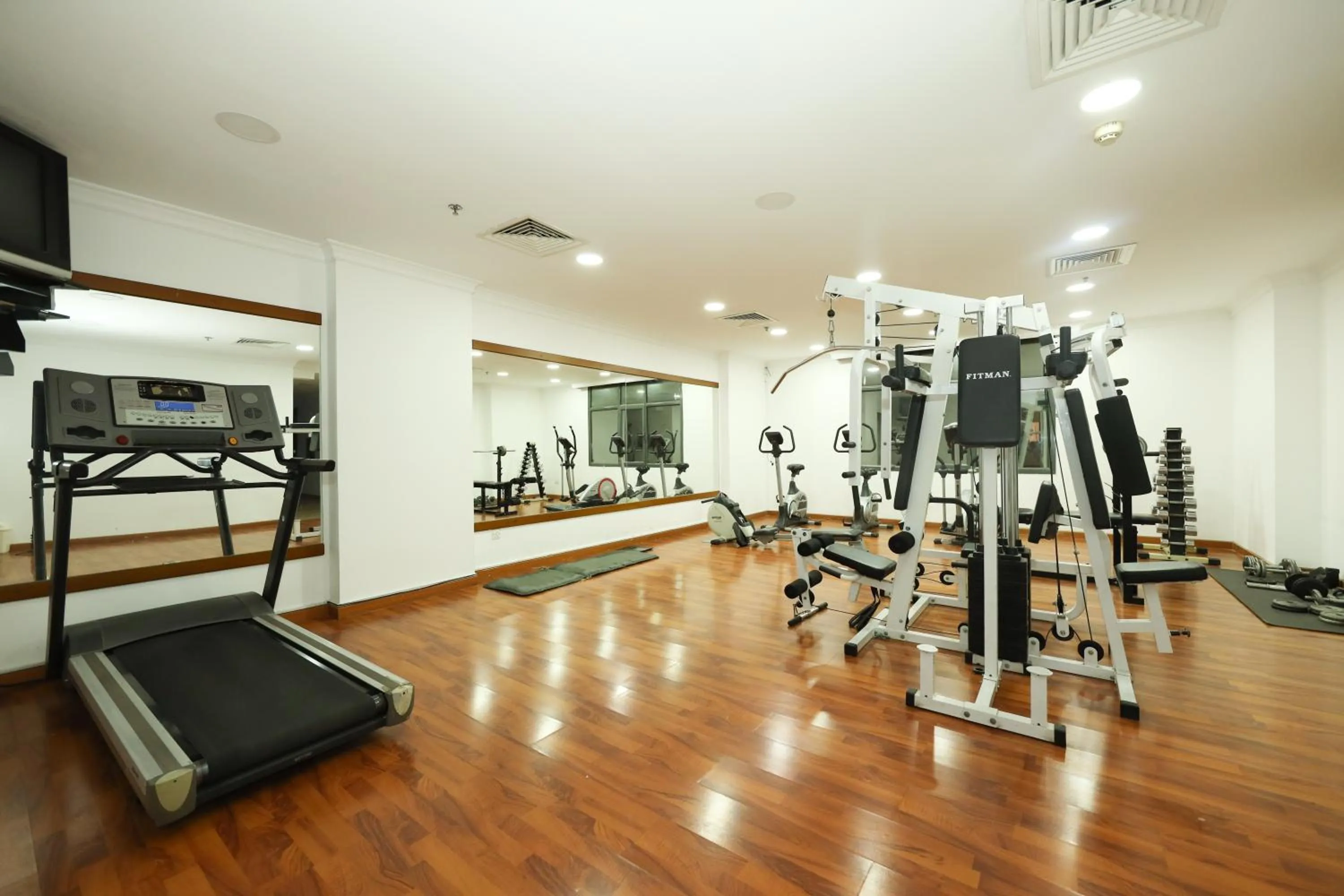 Fitness centre/facilities in Pearl Bahrain Suites